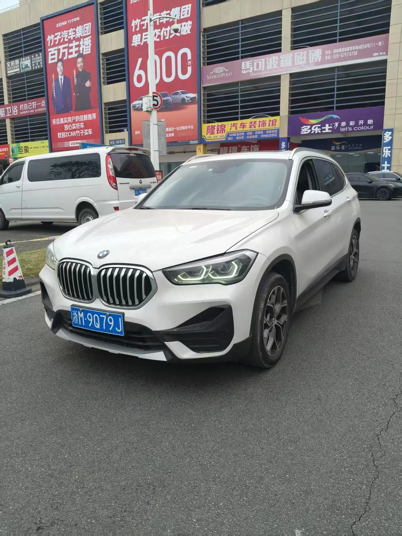 BMW X1