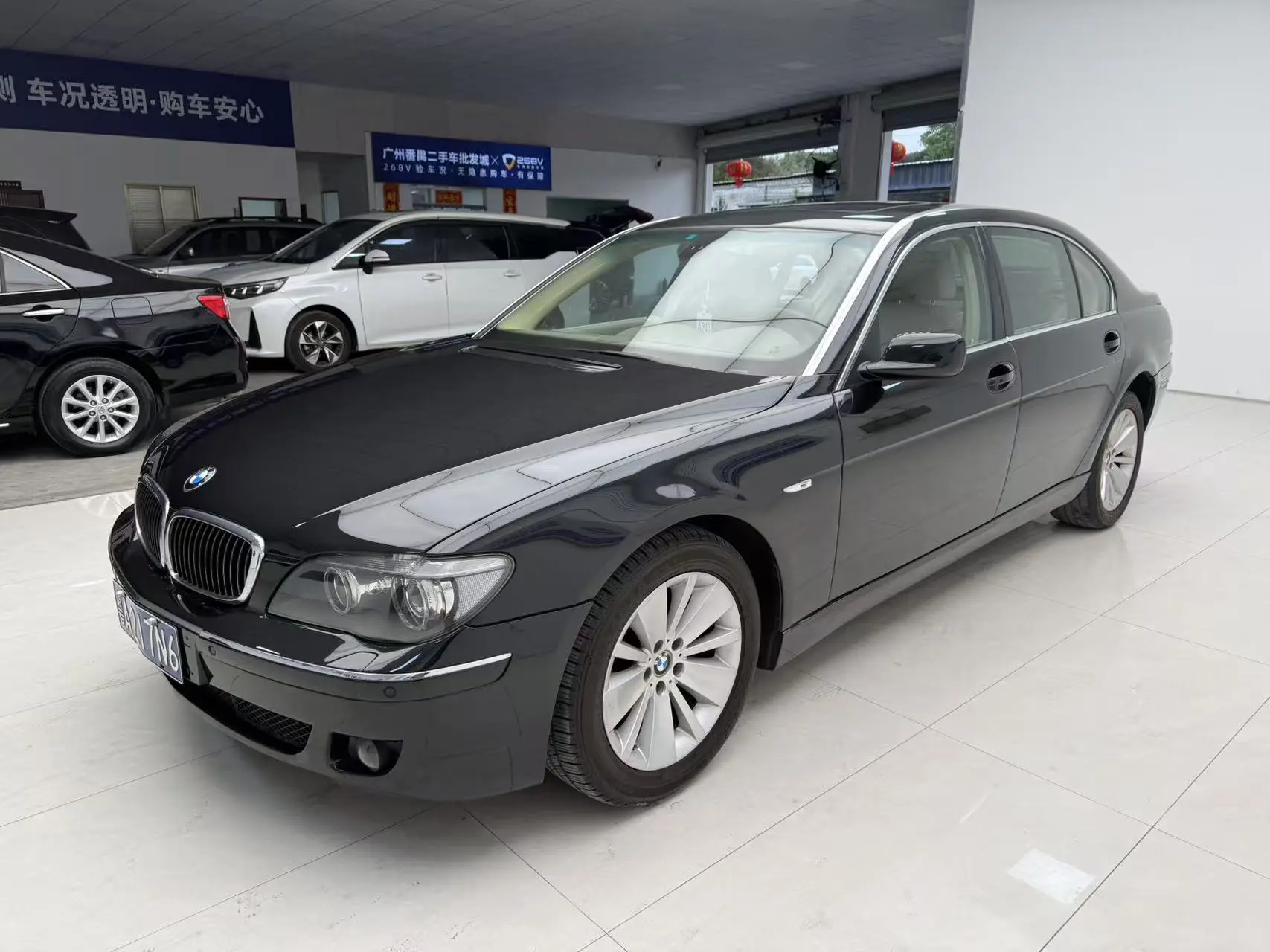 BMW 7 Series  из Китая