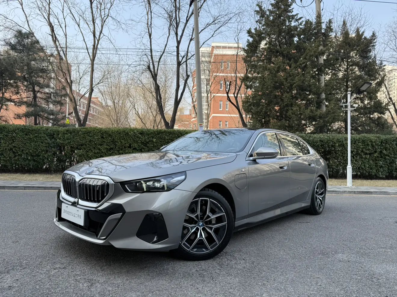 BMW i5  из Китая