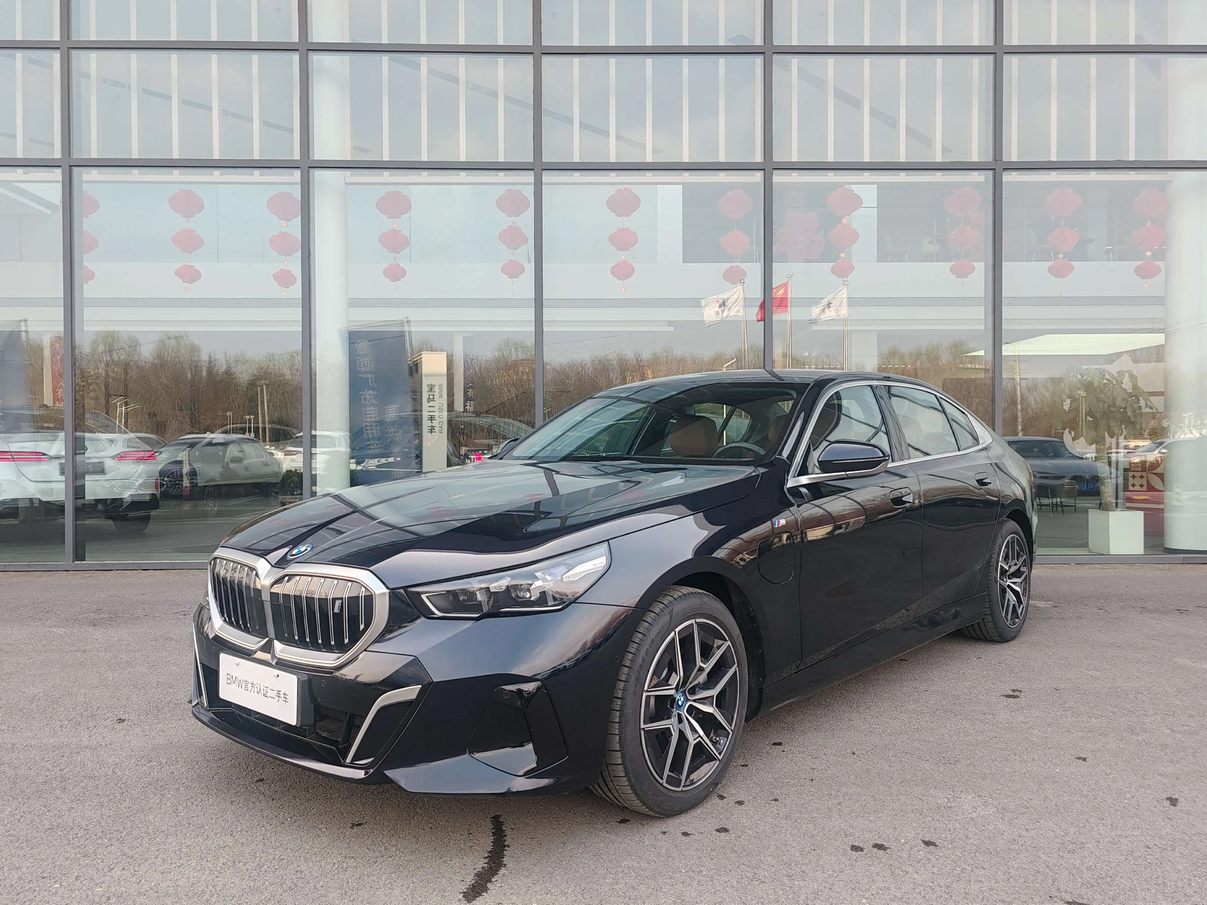 BMW i5