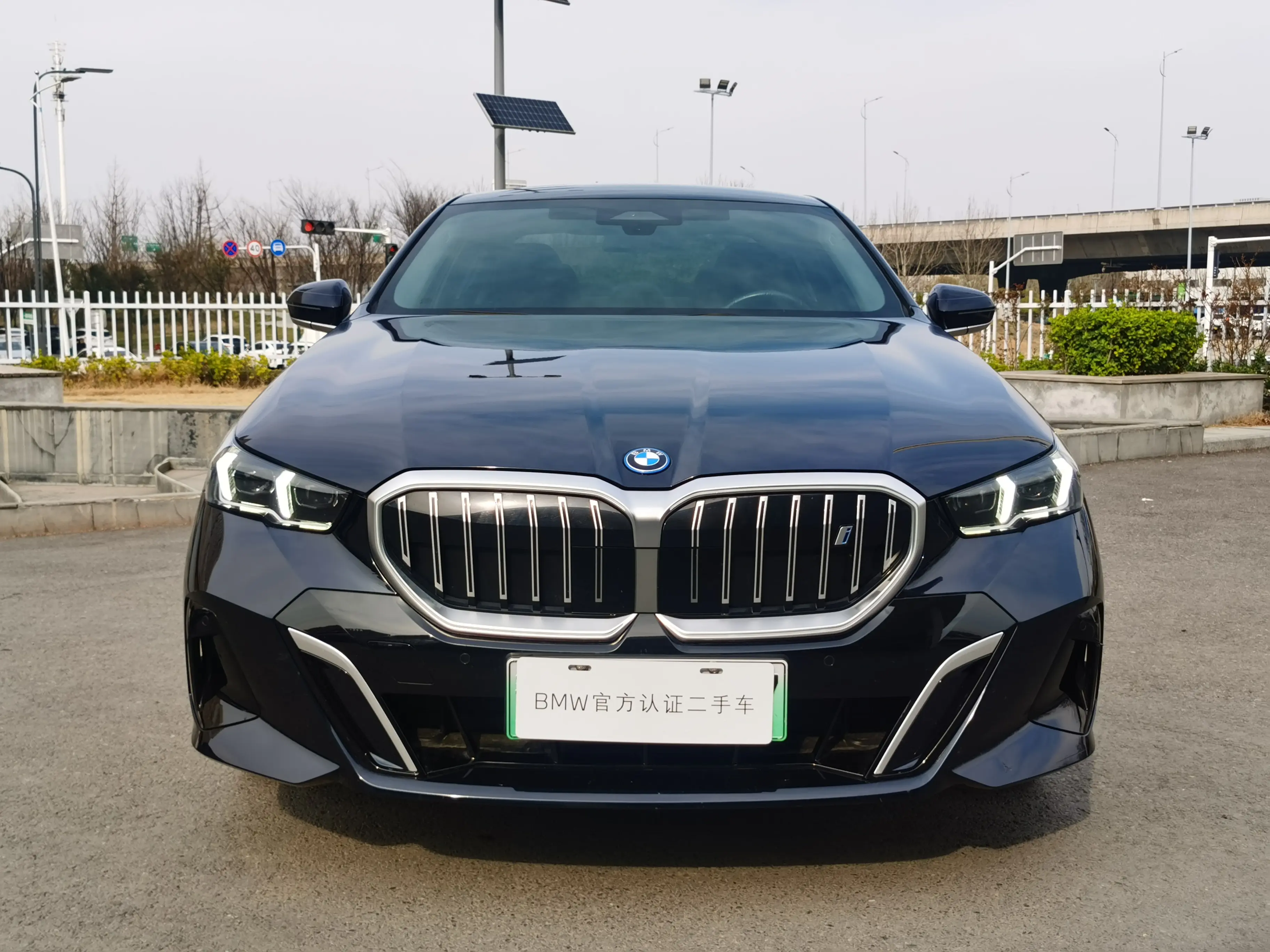 BMW i5  из Китая