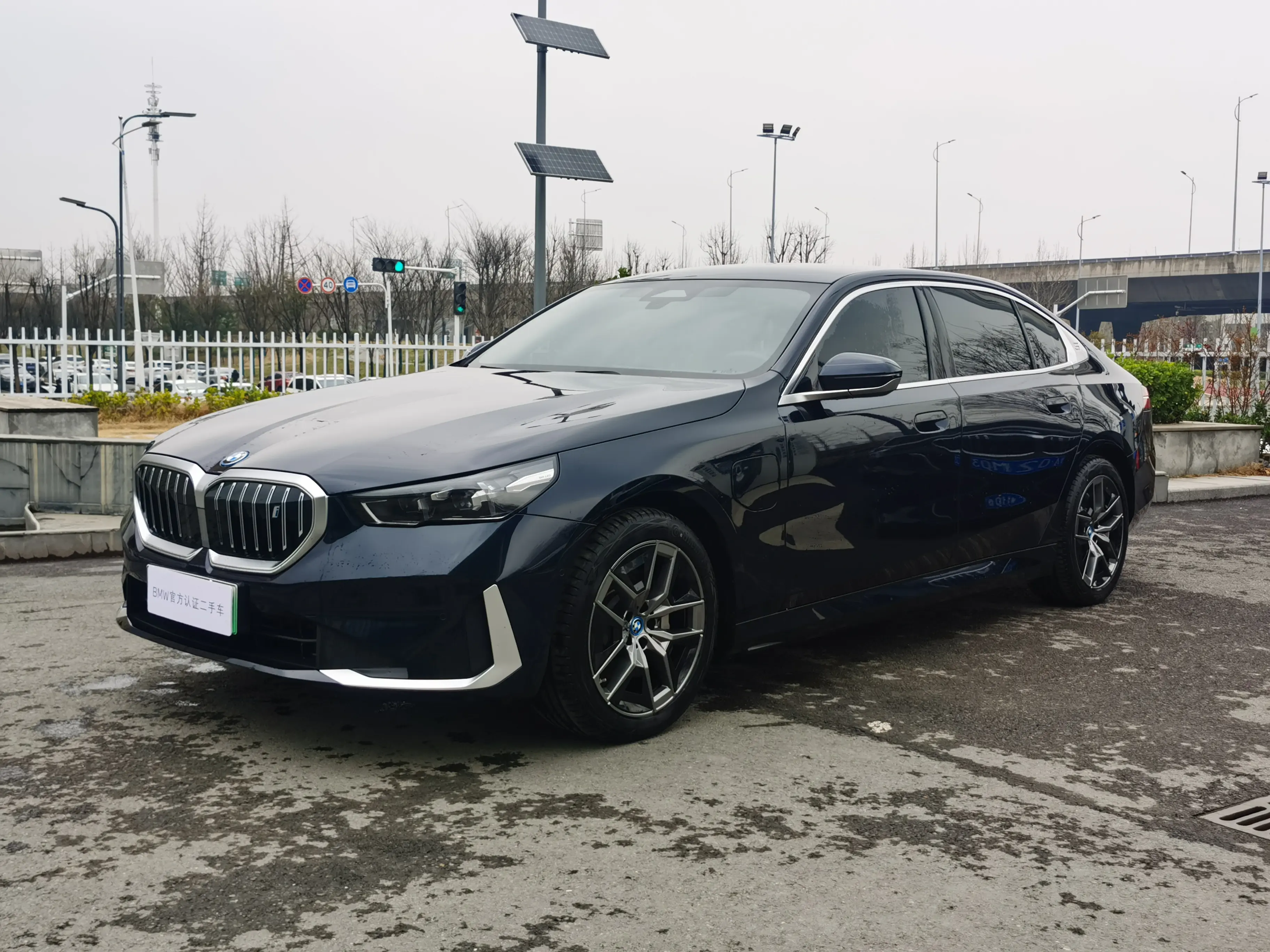BMW i5  из Китая