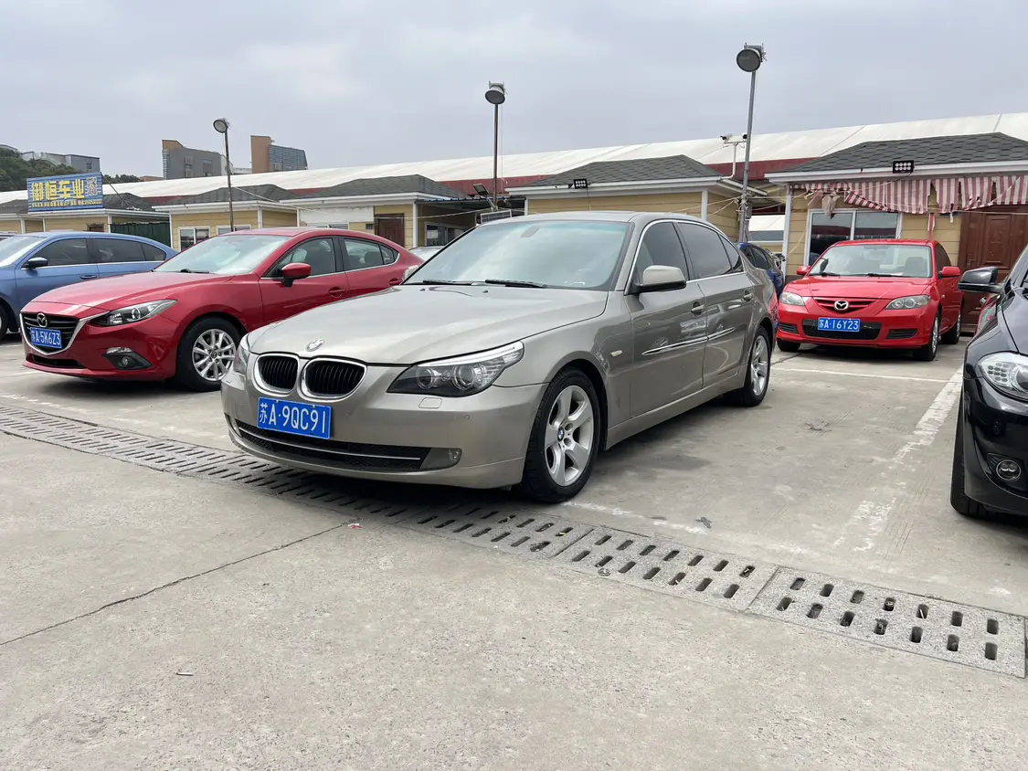 BMW 5 Series  из Китая