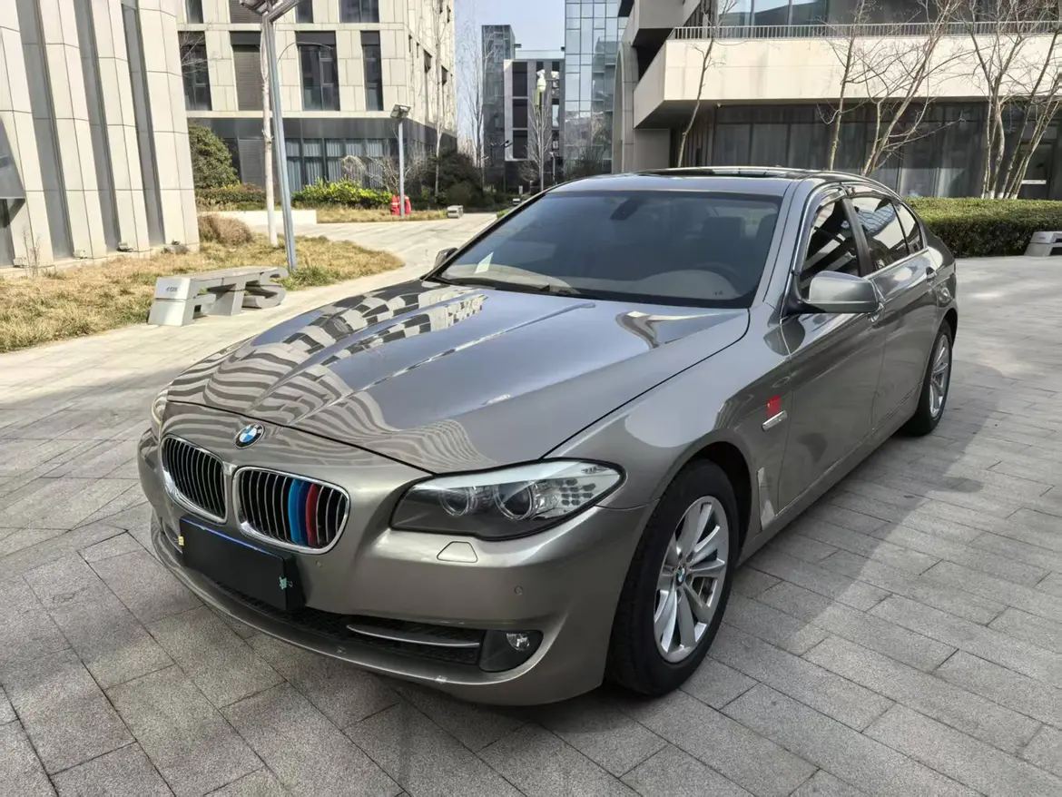 BMW 5 Series  из Китая