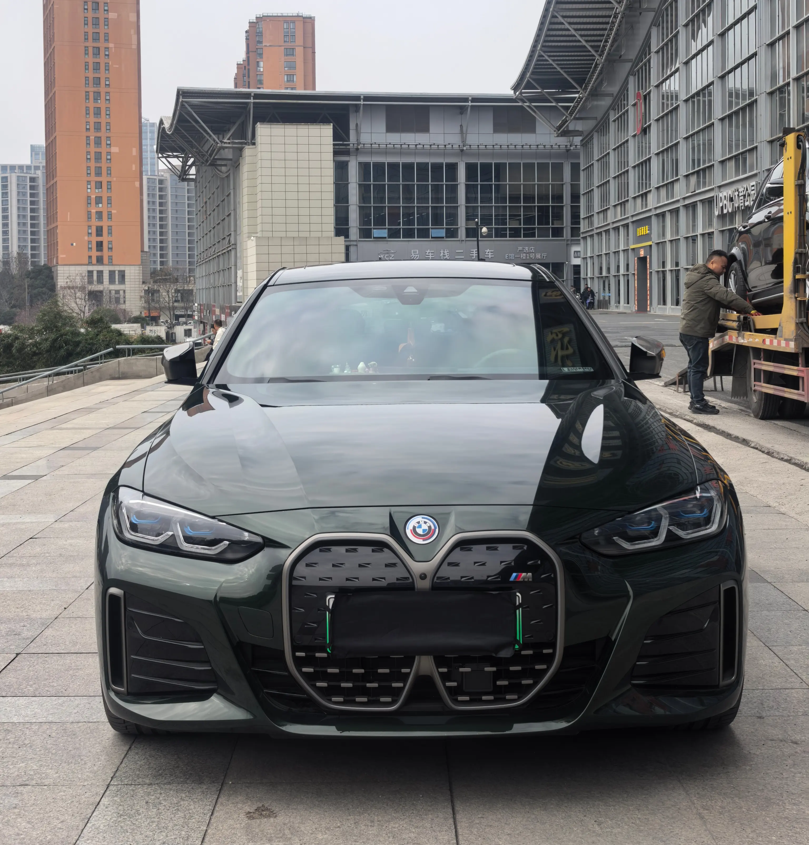 BMW i4  из Китая