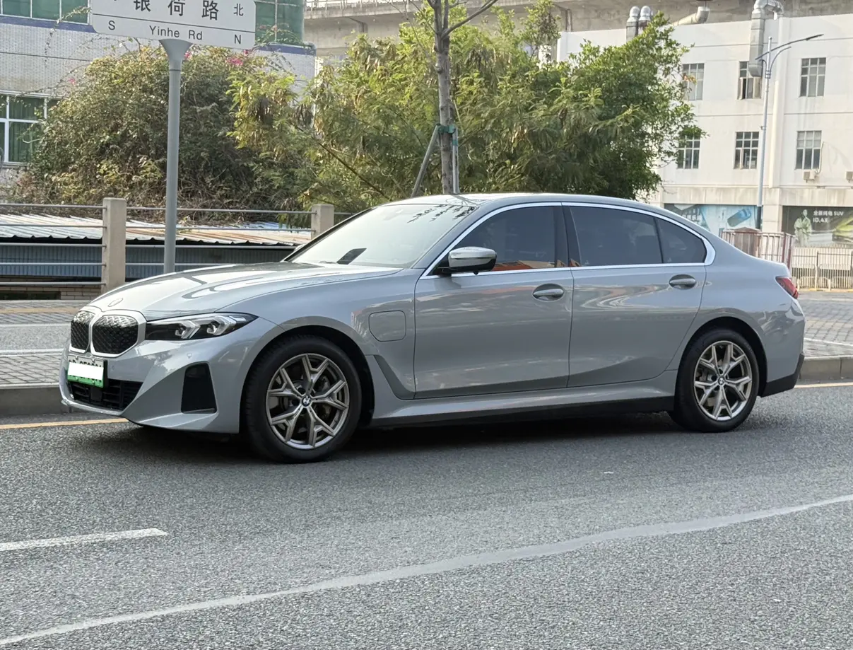 BMW i3  из Китая