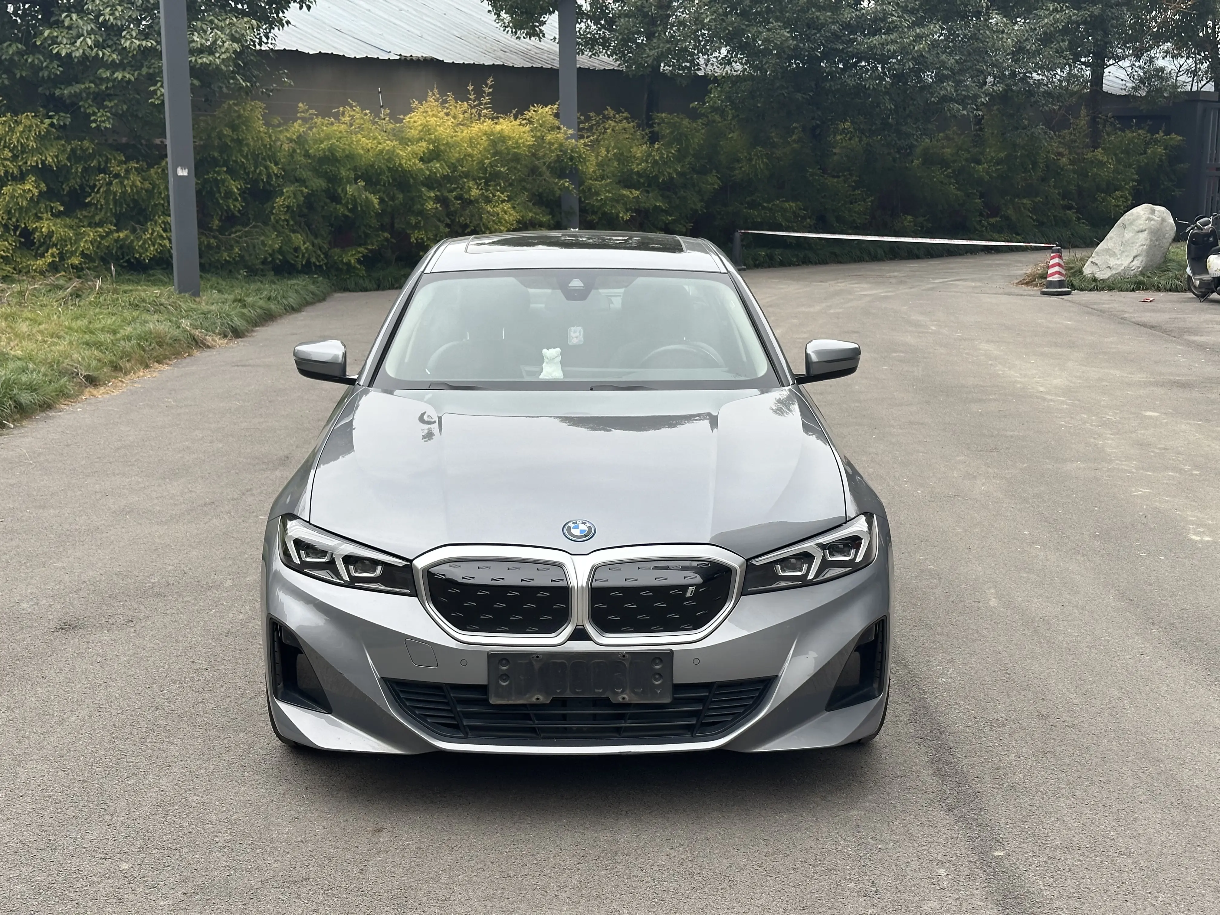 BMW i3  из Китая