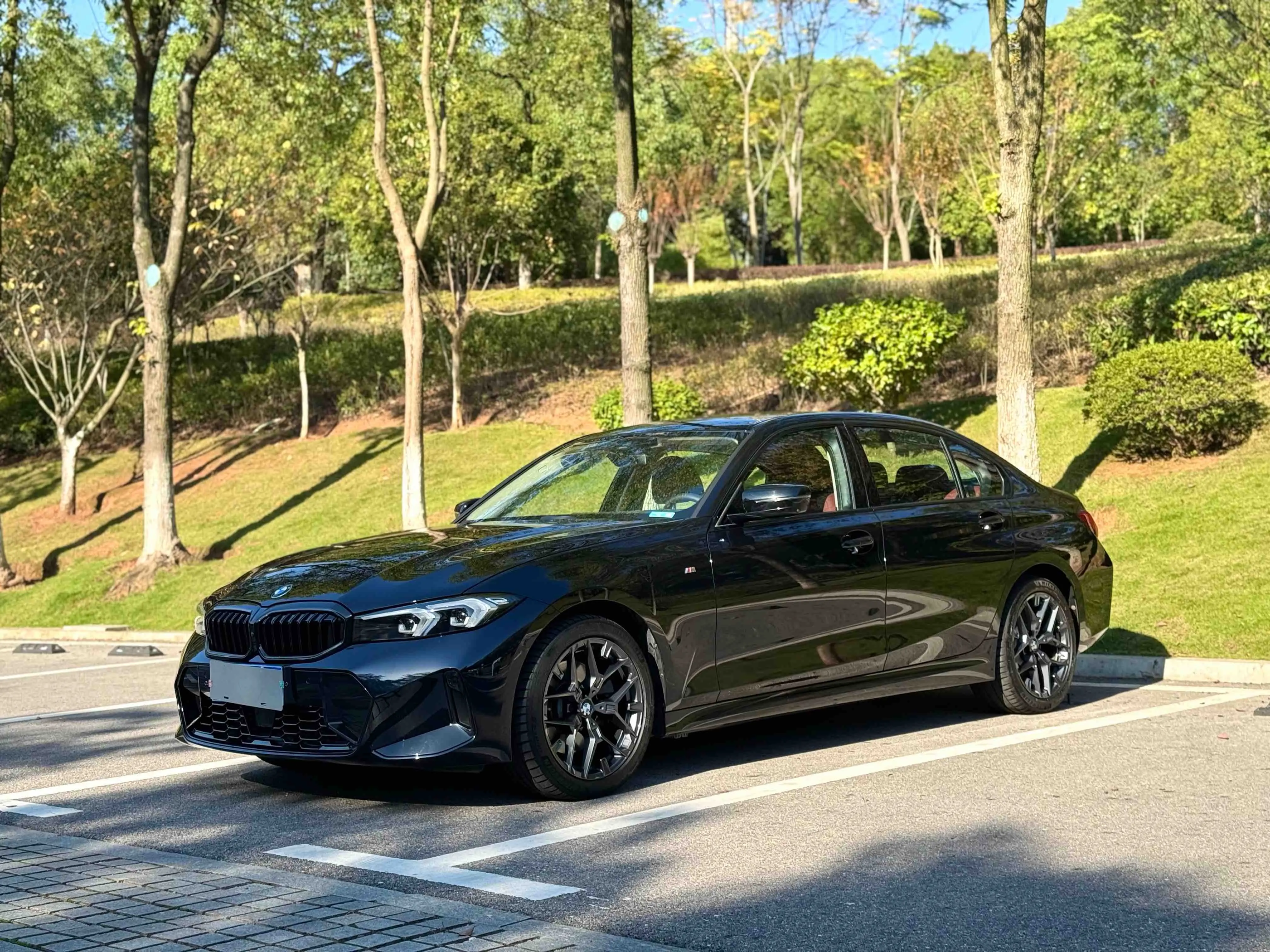 BMW 3 Series  из Китая