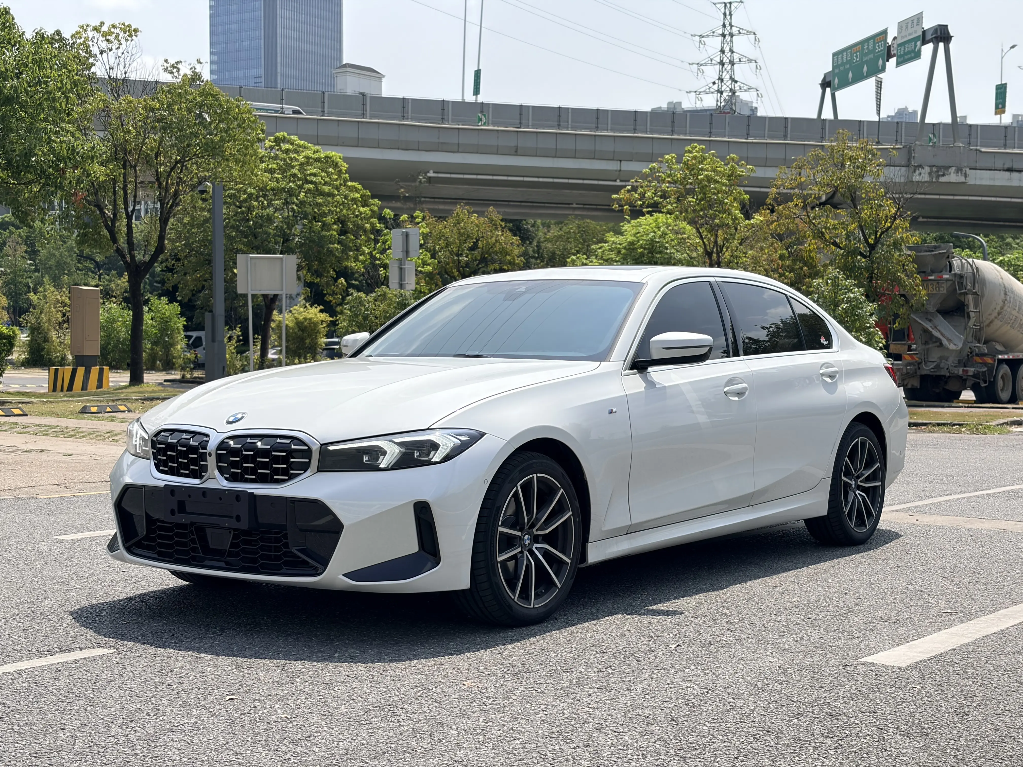 BMW 3 Series  из Китая