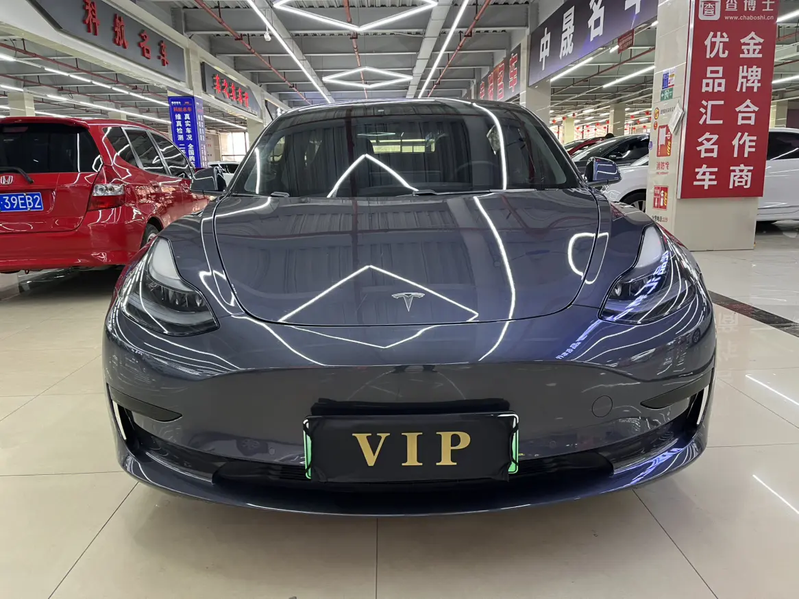 Tesla Model 3  из Китая