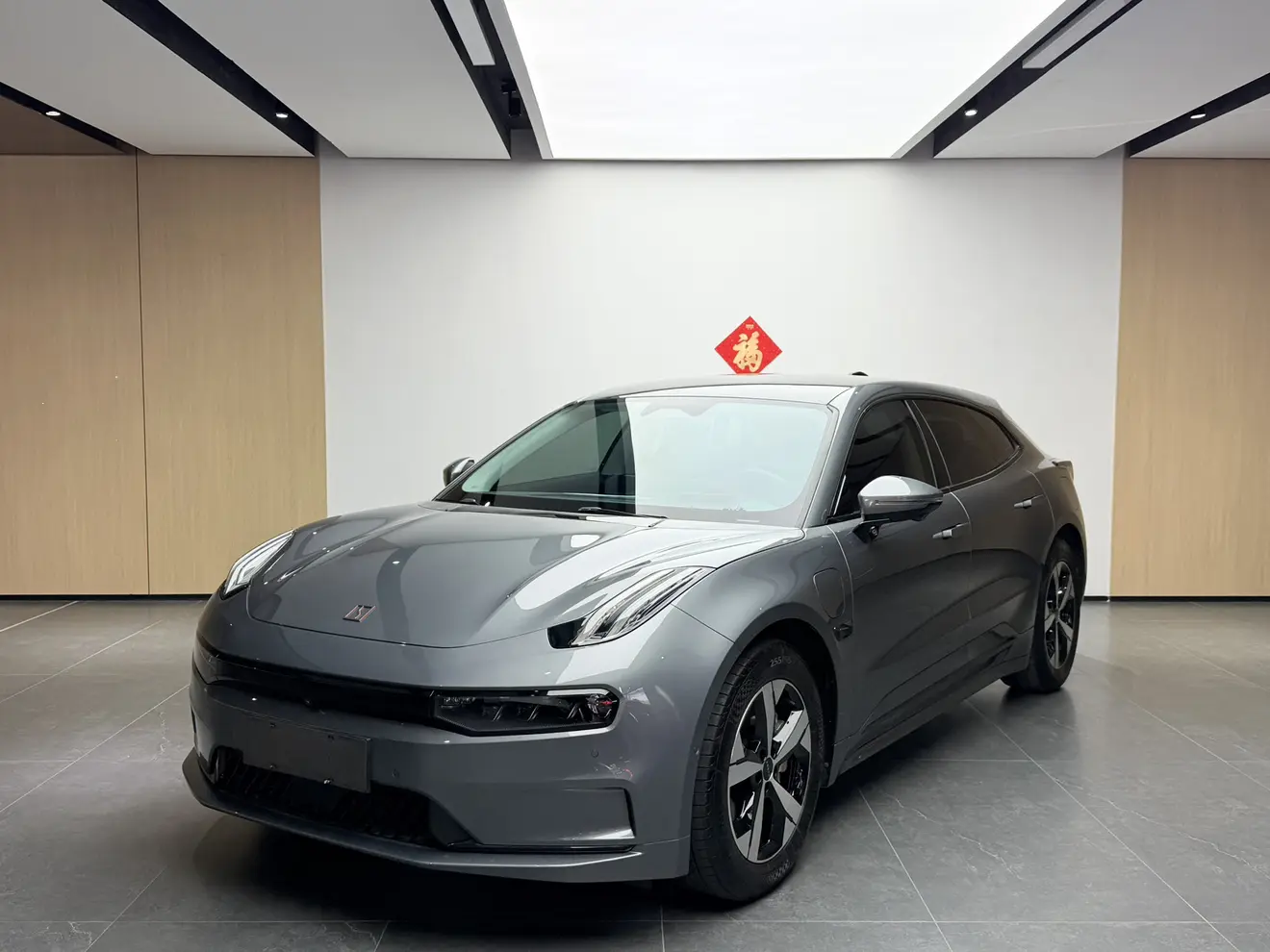 ZEEKR 001  из Китая