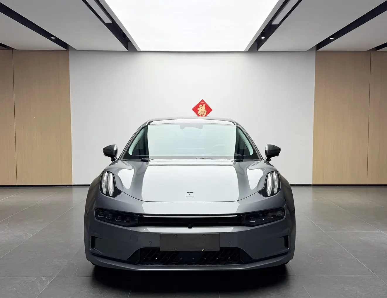 ZEEKR 001  из Китая