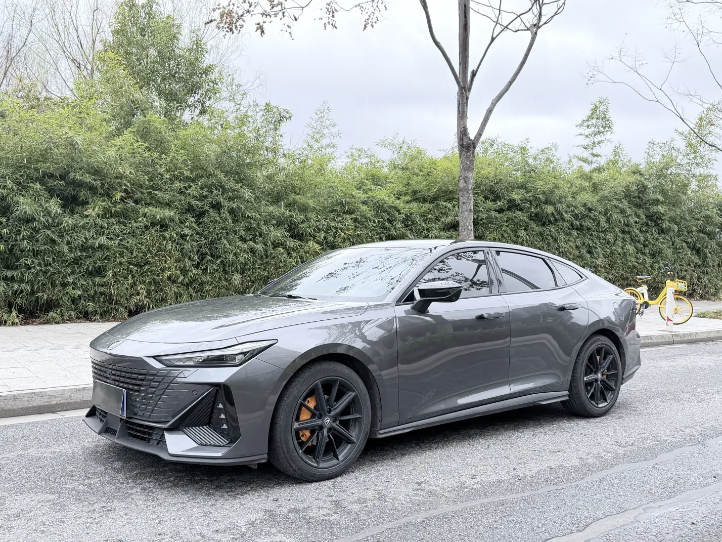 Changan UNI-V  из Китая