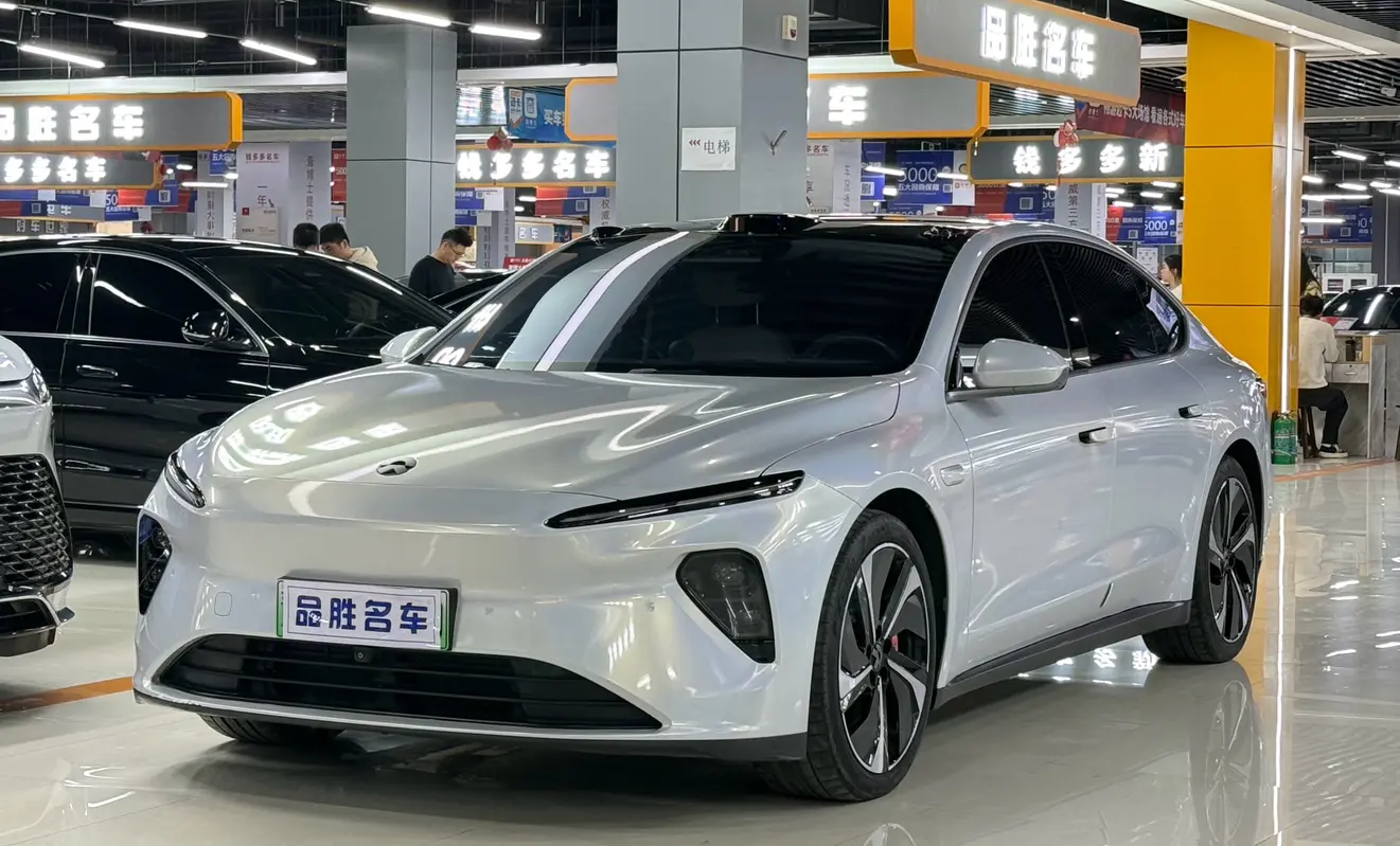 NIO ET7  из Китая