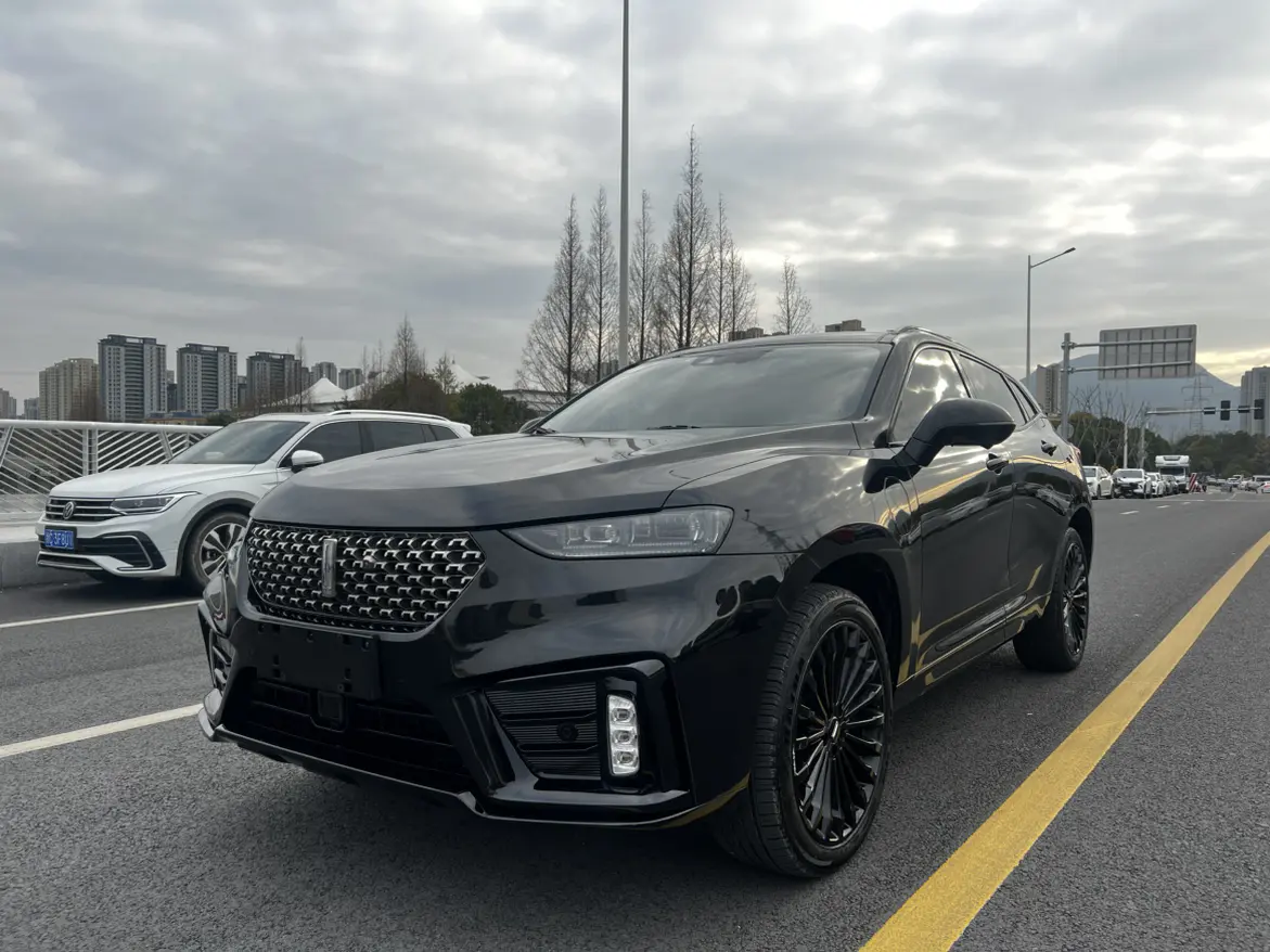 Wey Wei brand VV7 PHEV