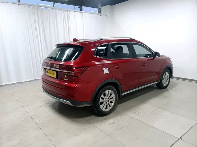 Roewe RX5  из Китая
