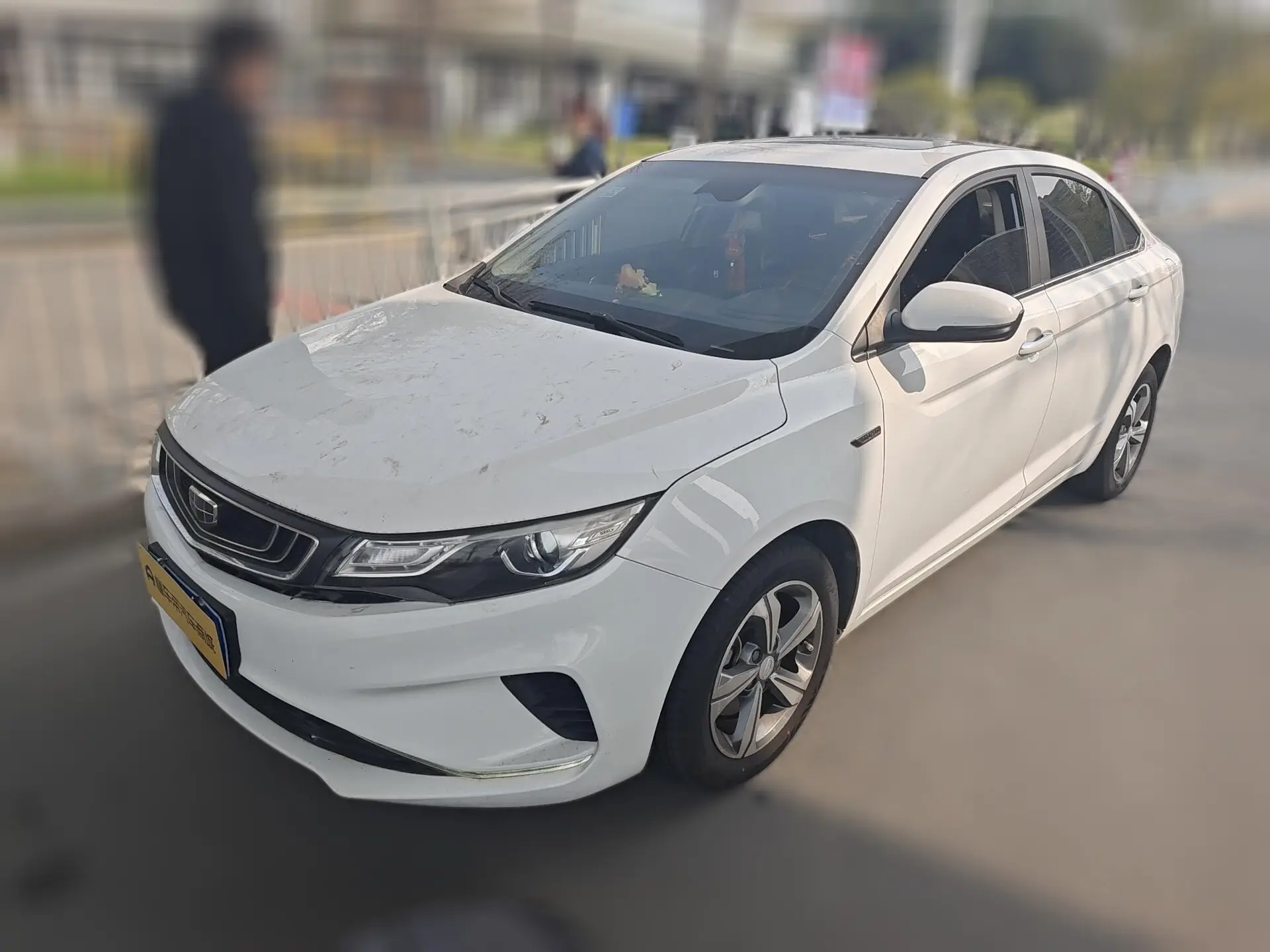 Geely Emgrand GL  из Китая