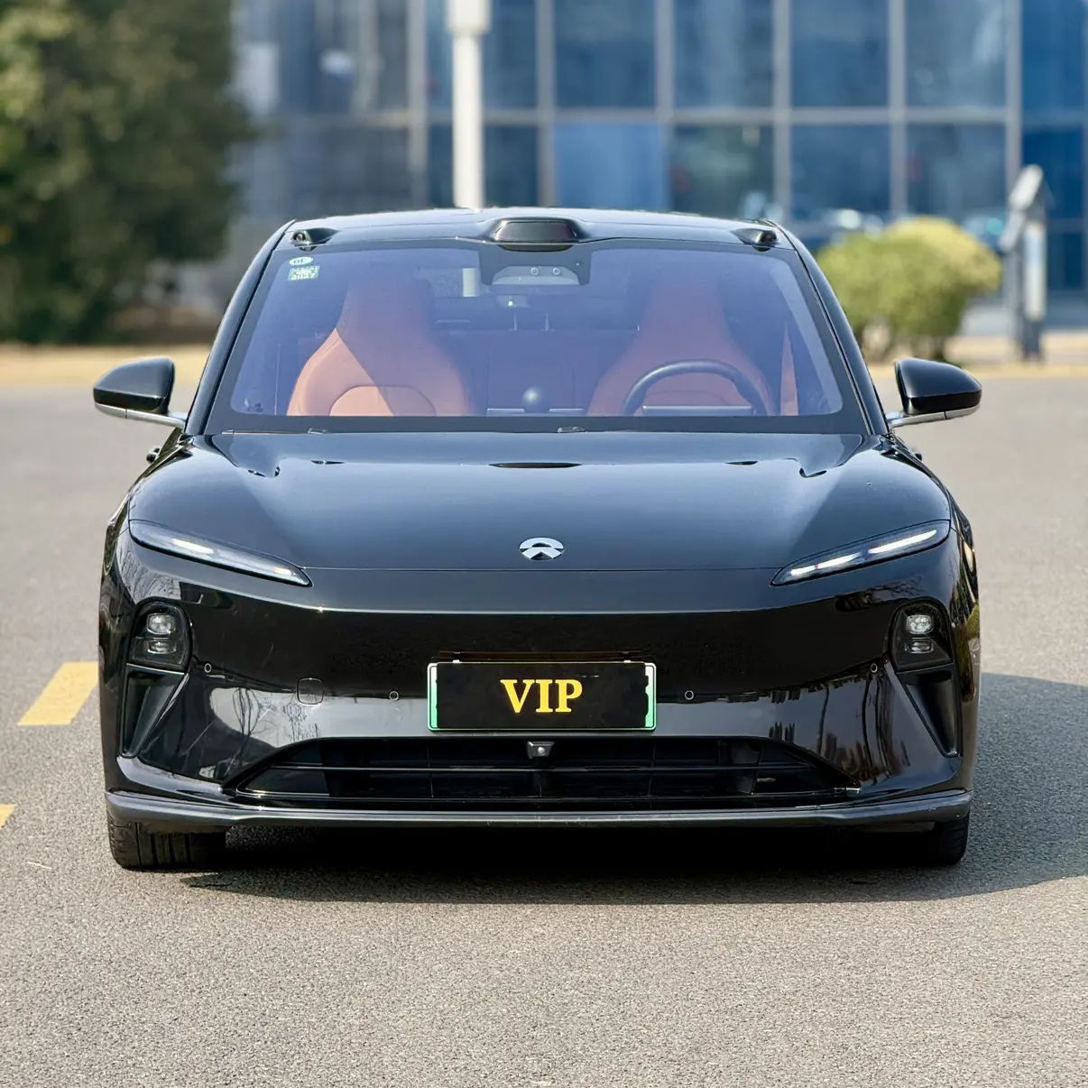 NIO ET5  из Китая