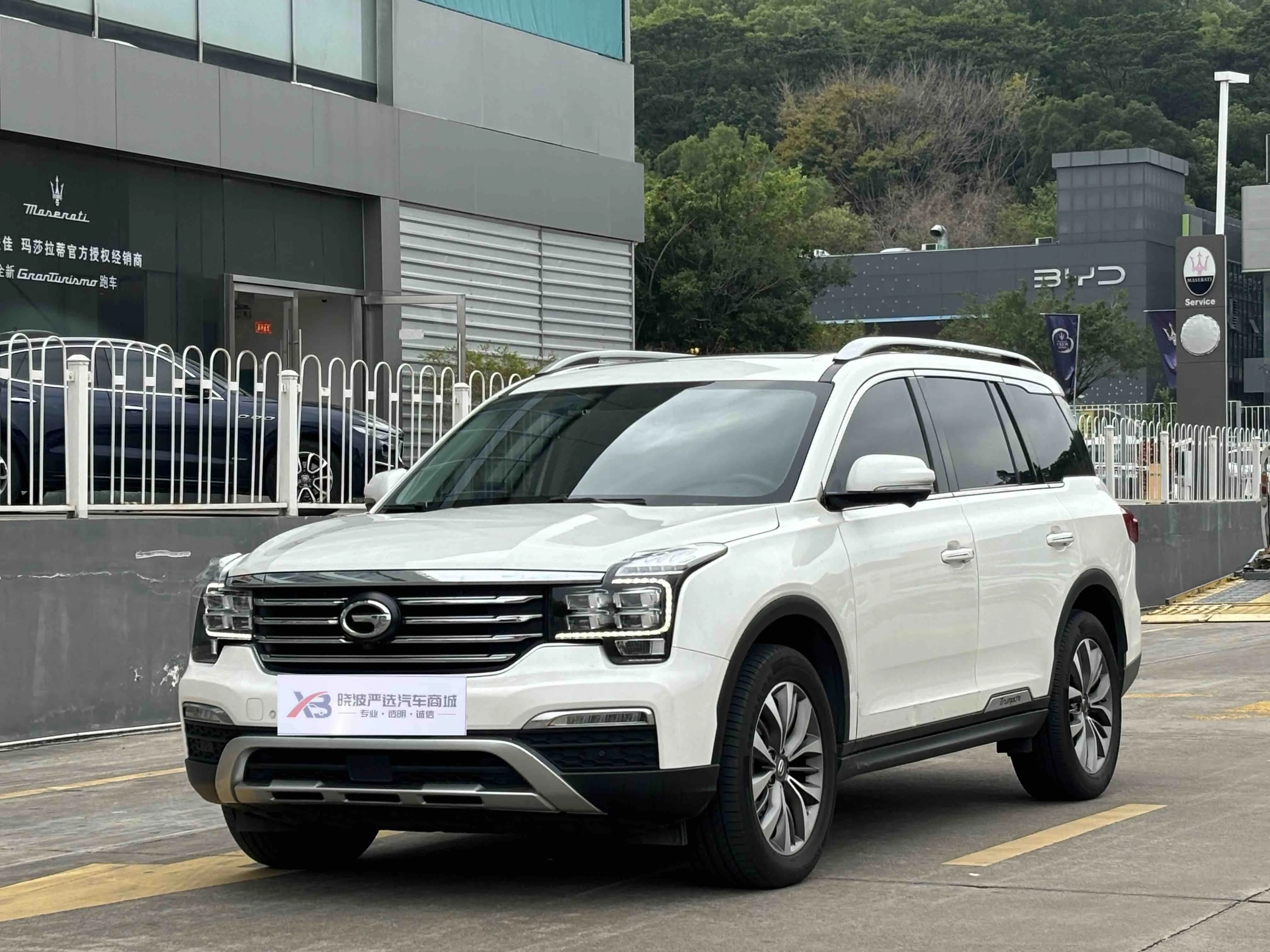 GAC Trumpchi GS8  из Китая
