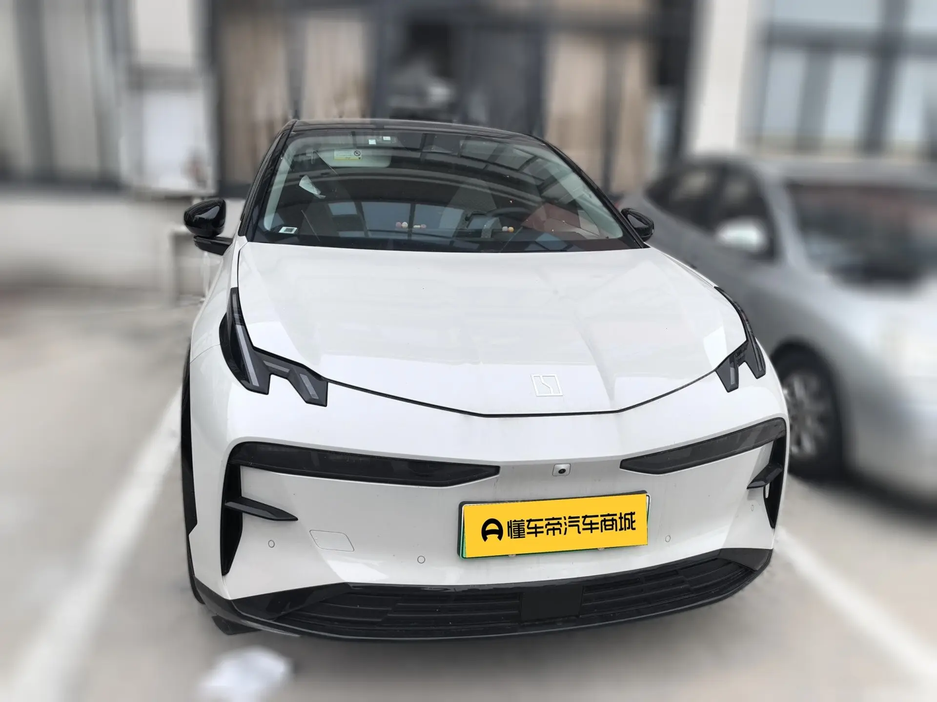 ZEEKR X  из Китая