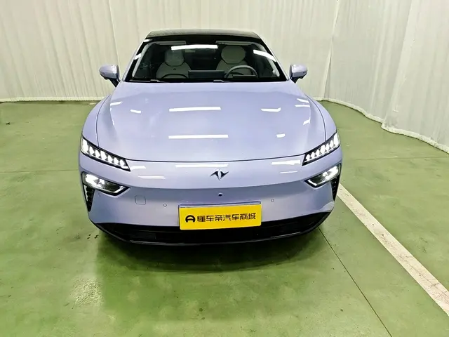 Dongfeng Eπ007  из Китая