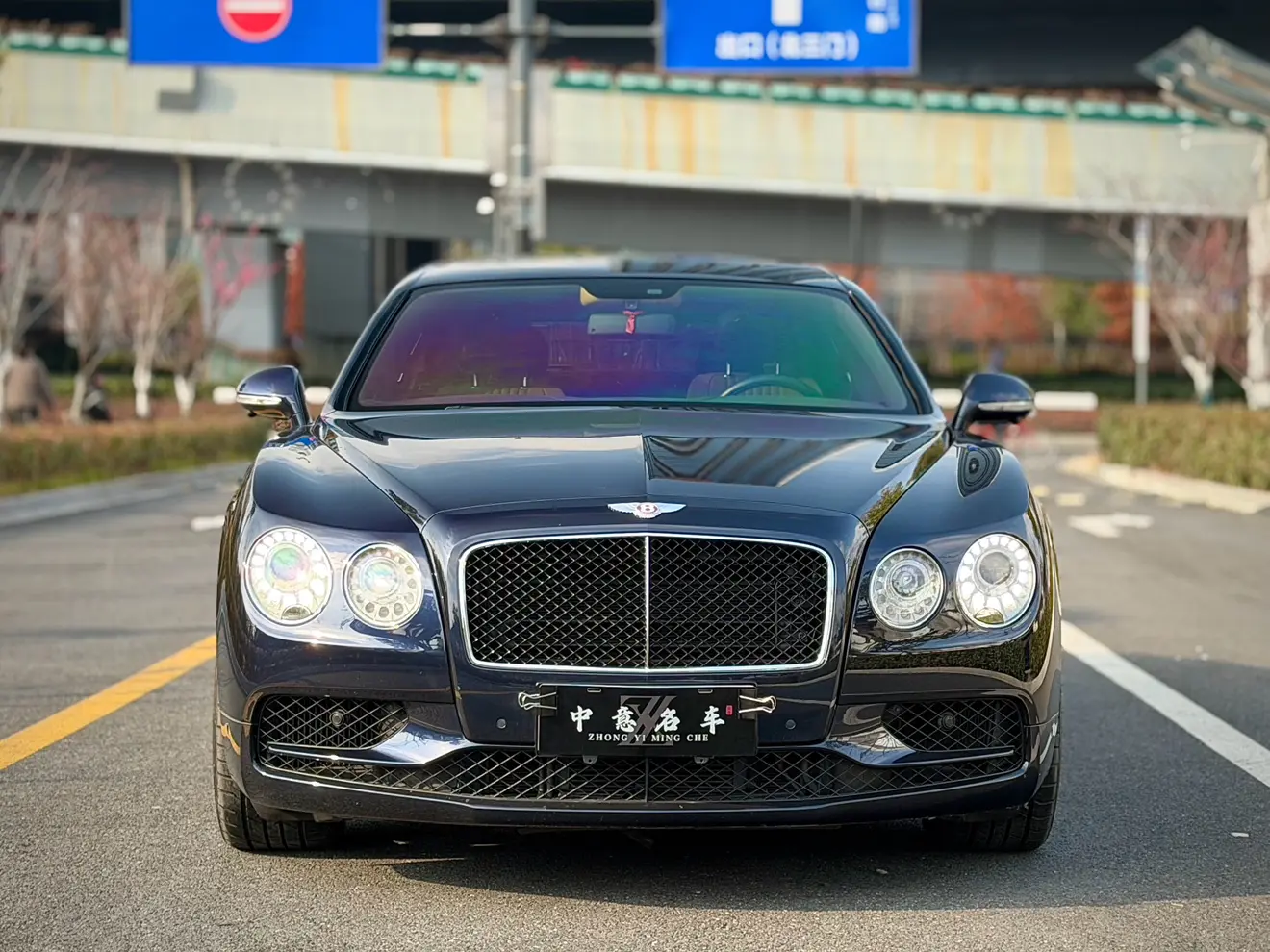Bentley Galloping  из Китая