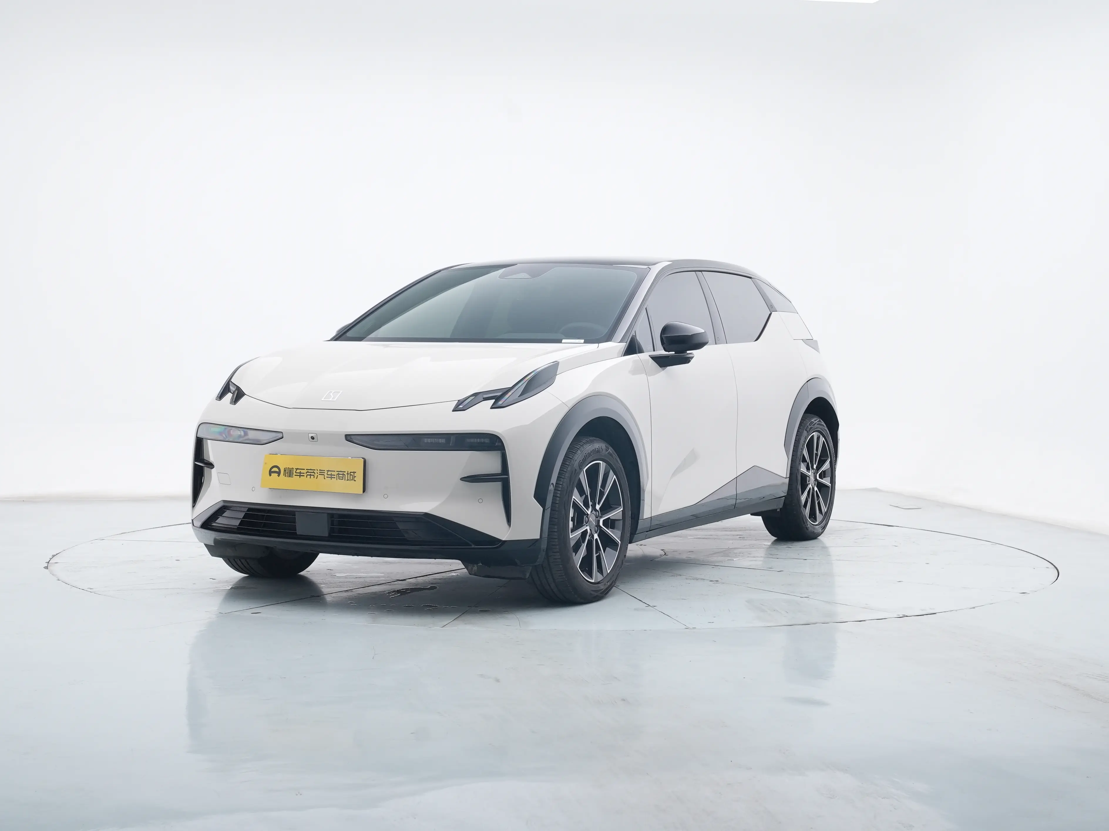 ZEEKR X  из Китая