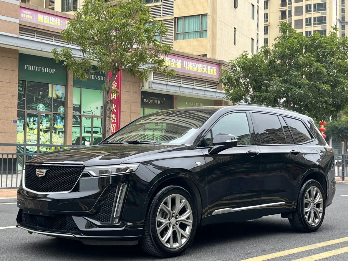 Cadillac XT6