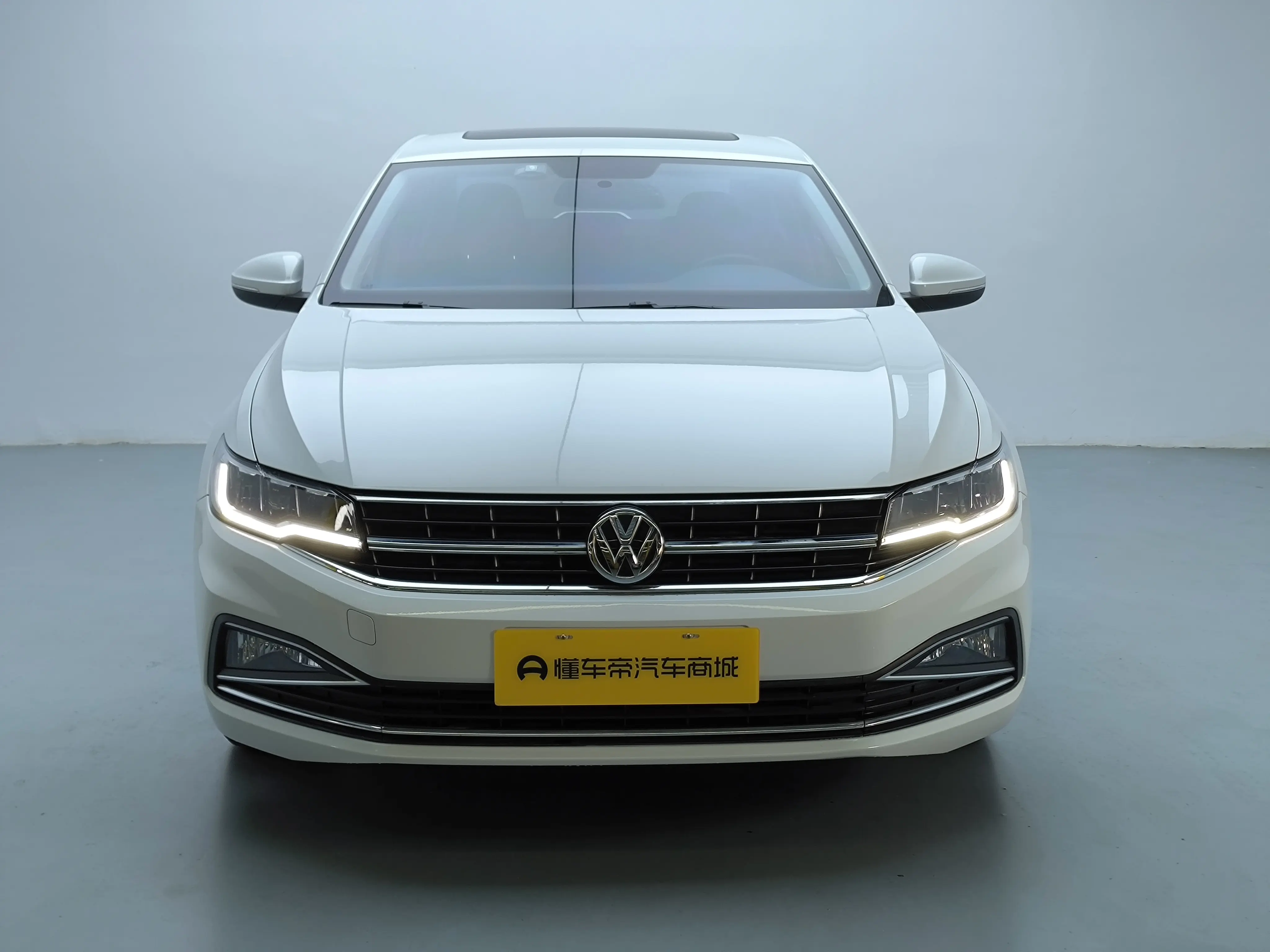 Volkswagen Bora  из Китая