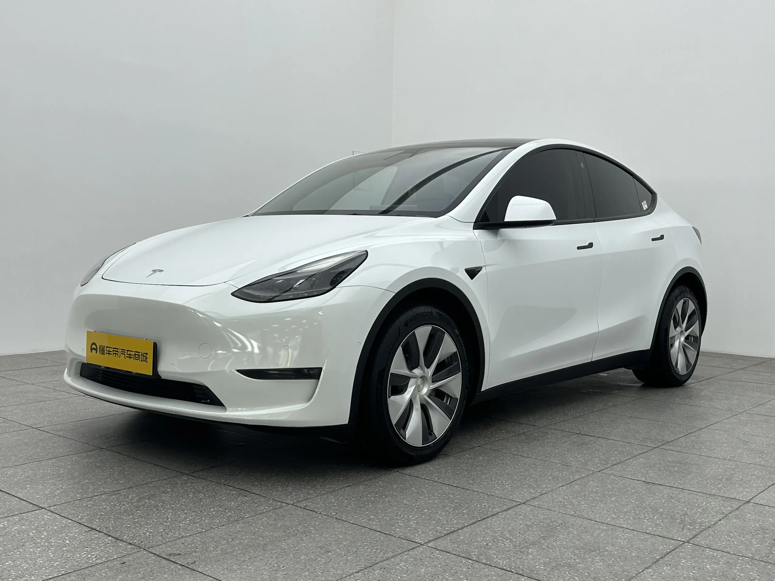 Tesla Model Y  из Китая