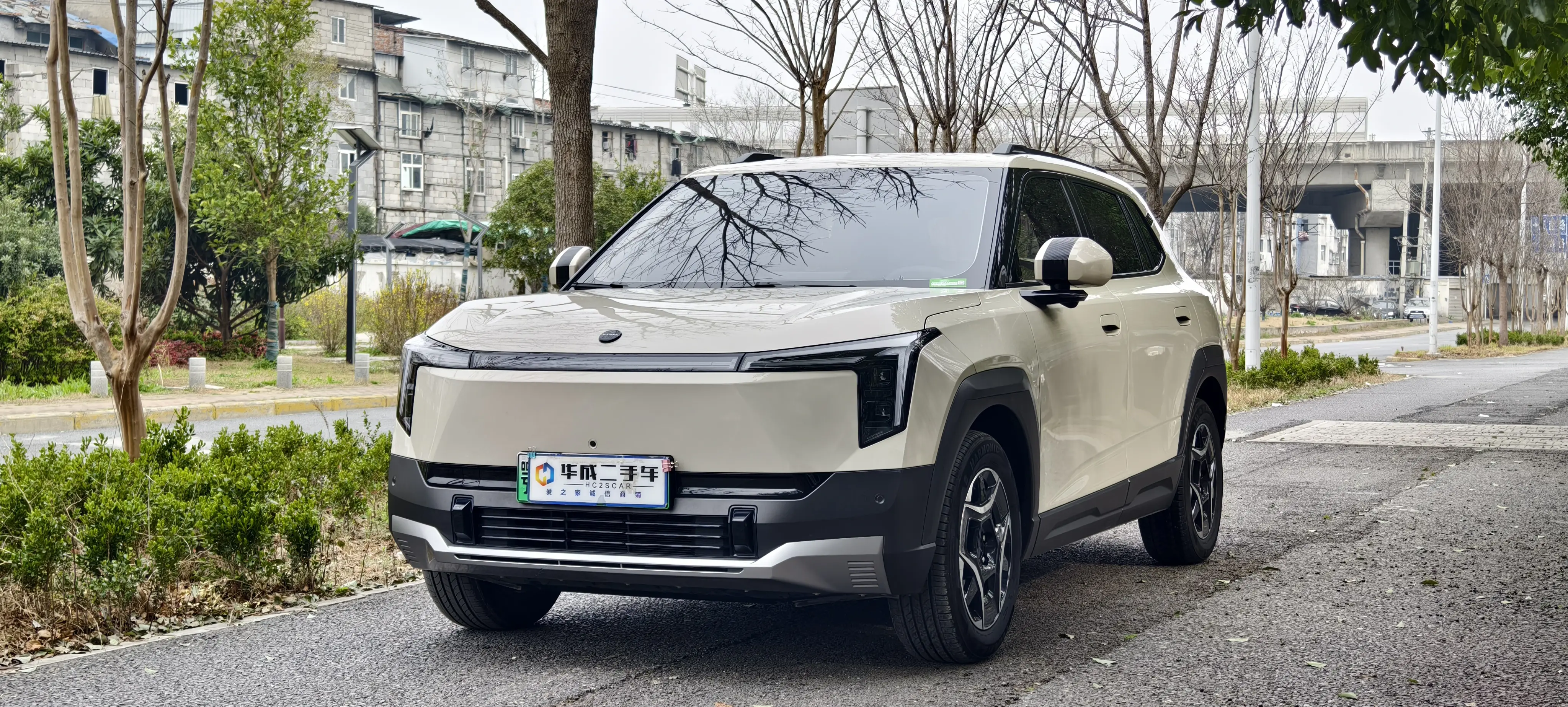 Dongfeng Nano 06  из Китая