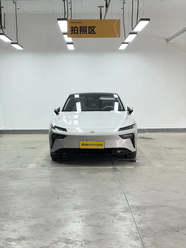 Dongfeng Eπ007  из Китая