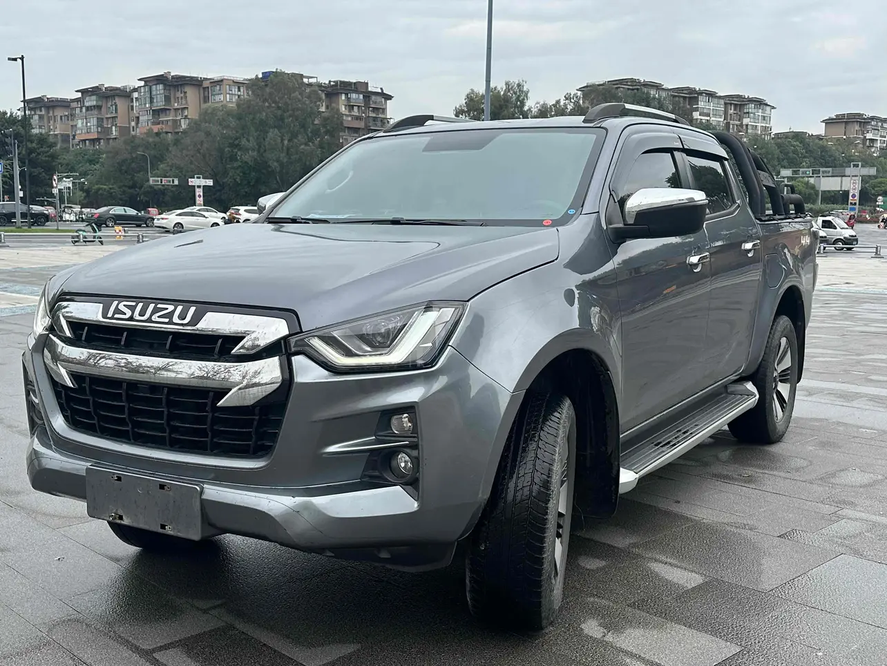 Isuzu D-MAX  из Китая