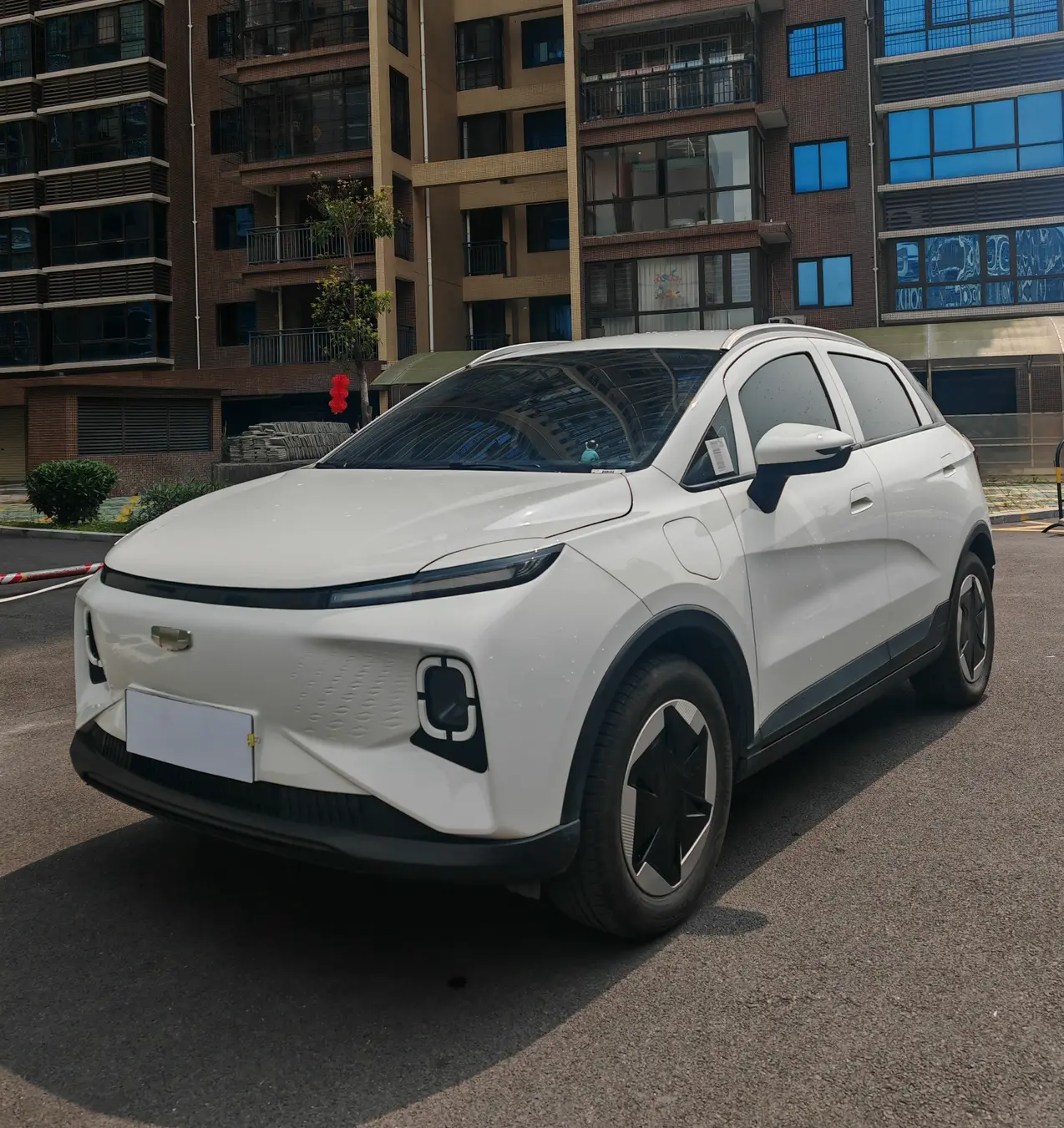 Geely Geometry E Firefly  из Китая