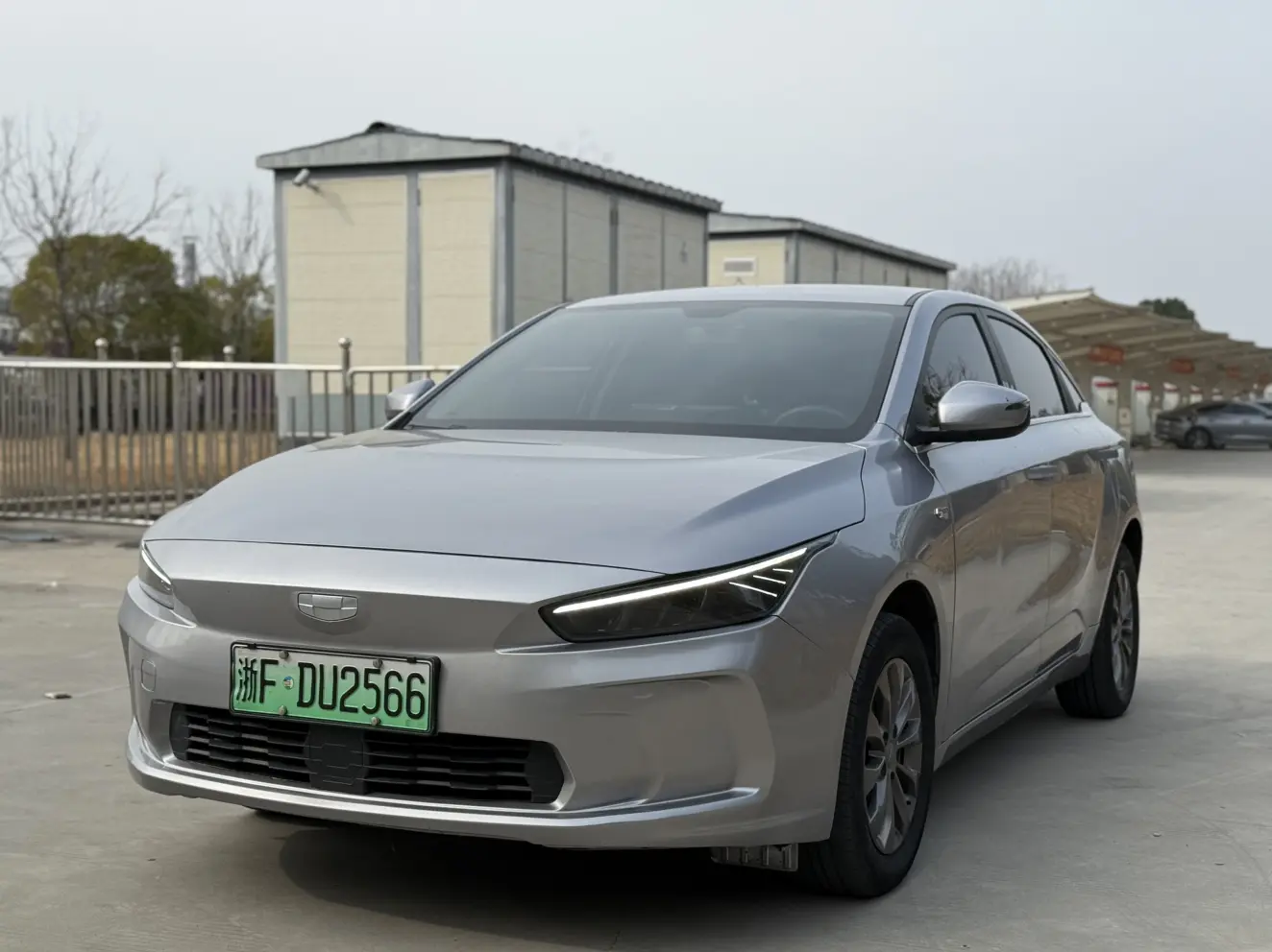 Geely Geometry A  из Китая