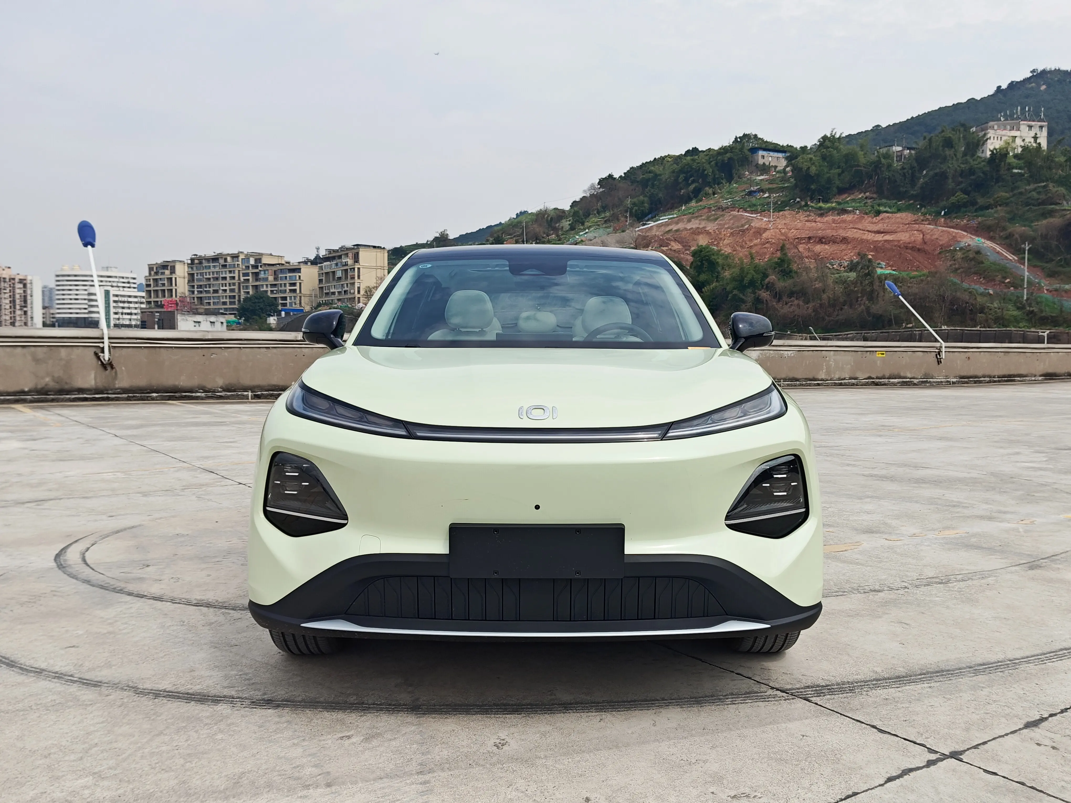 Changan Qiyuan Q05  из Китая