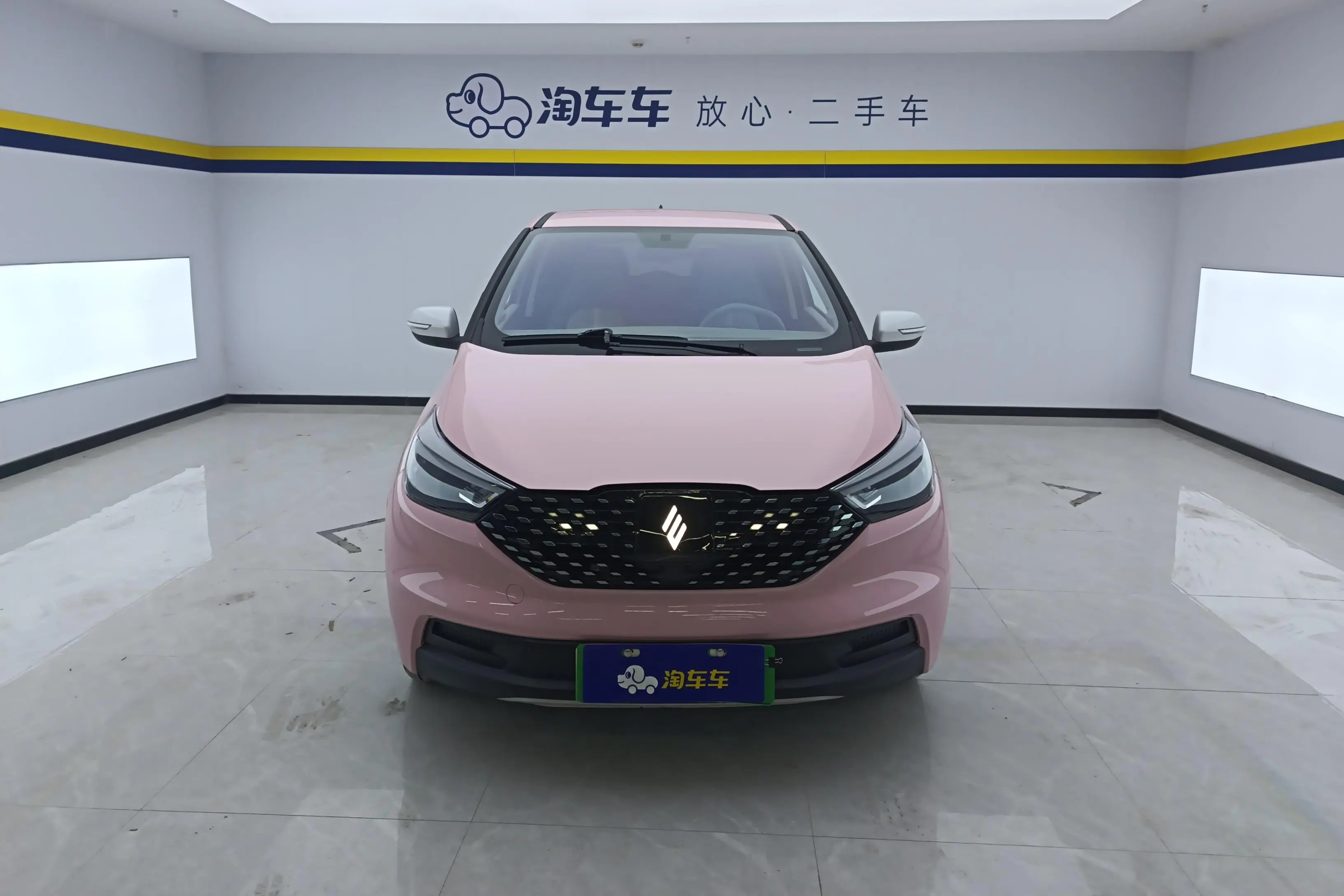 Jiangling Yizhi EV3  из Китая