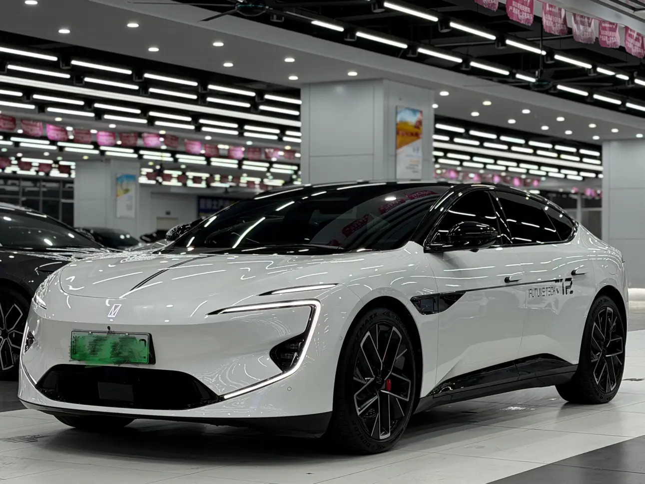 AVATR 12  из Китая