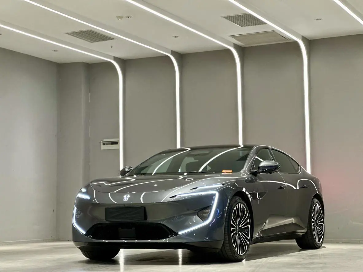 AVATR 12  из Китая