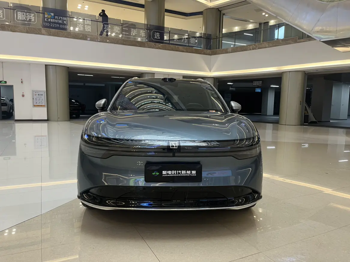 ZEEKR 7X  из Китая