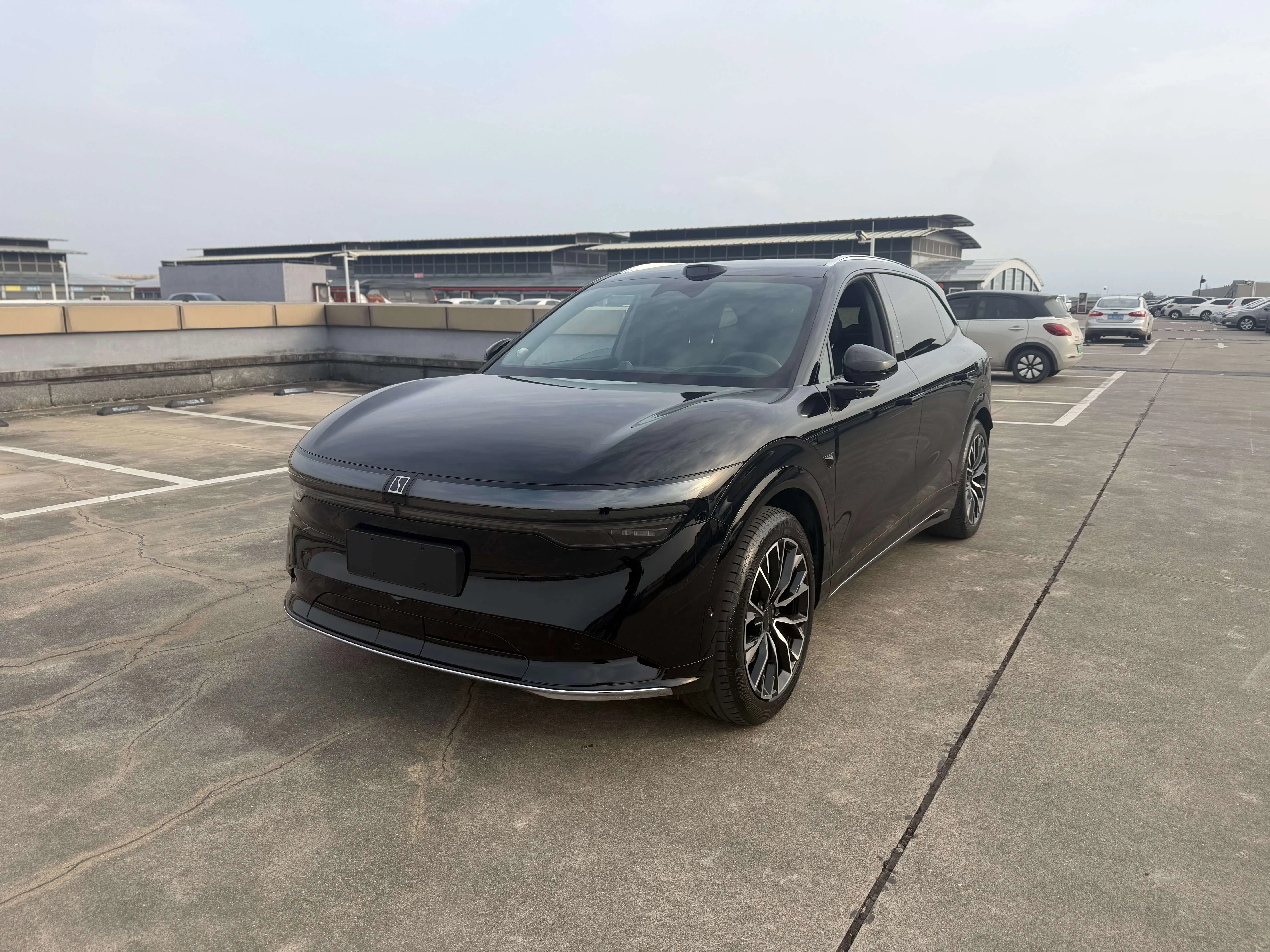 ZEEKR 7X  из Китая