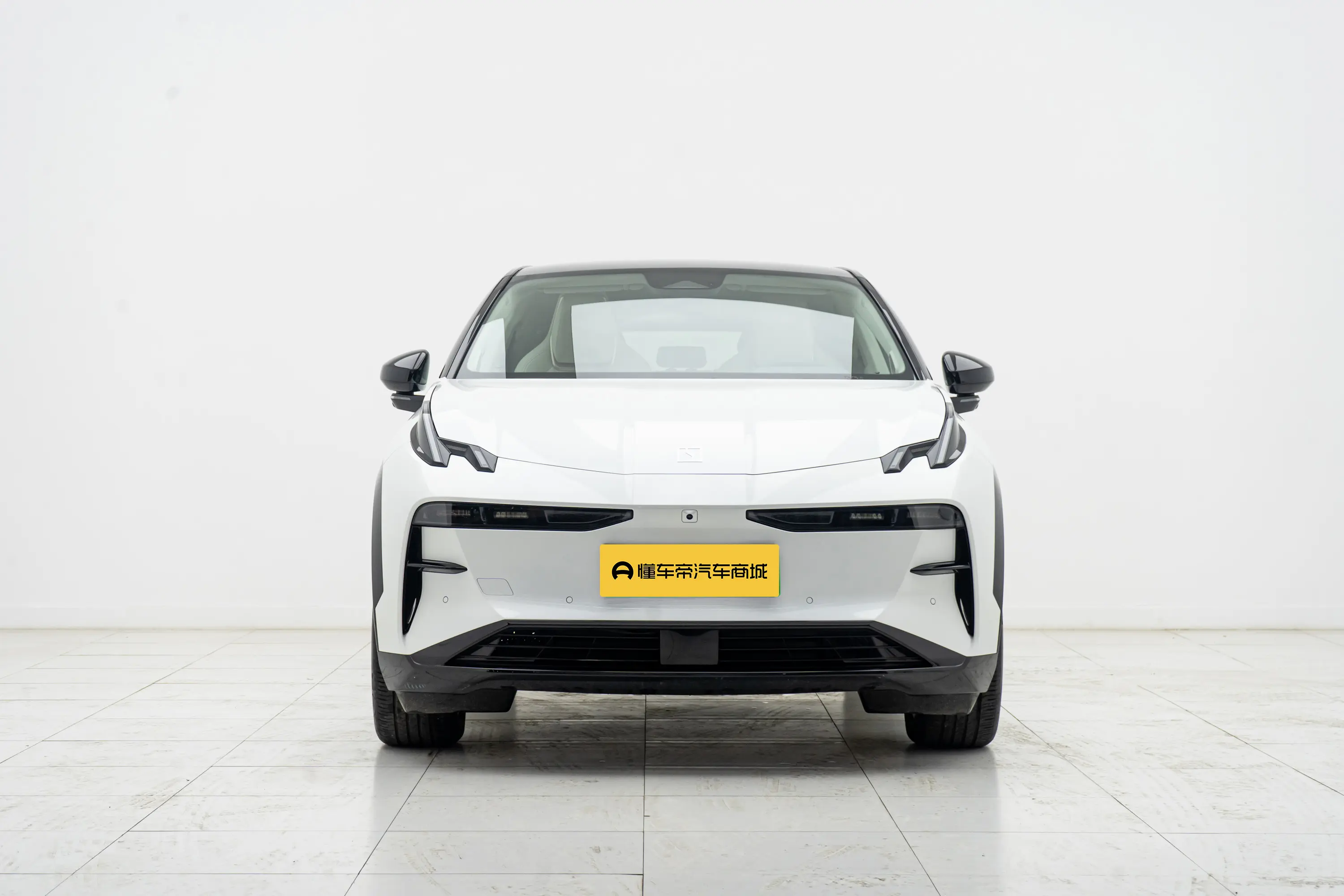 ZEEKR X  из Китая