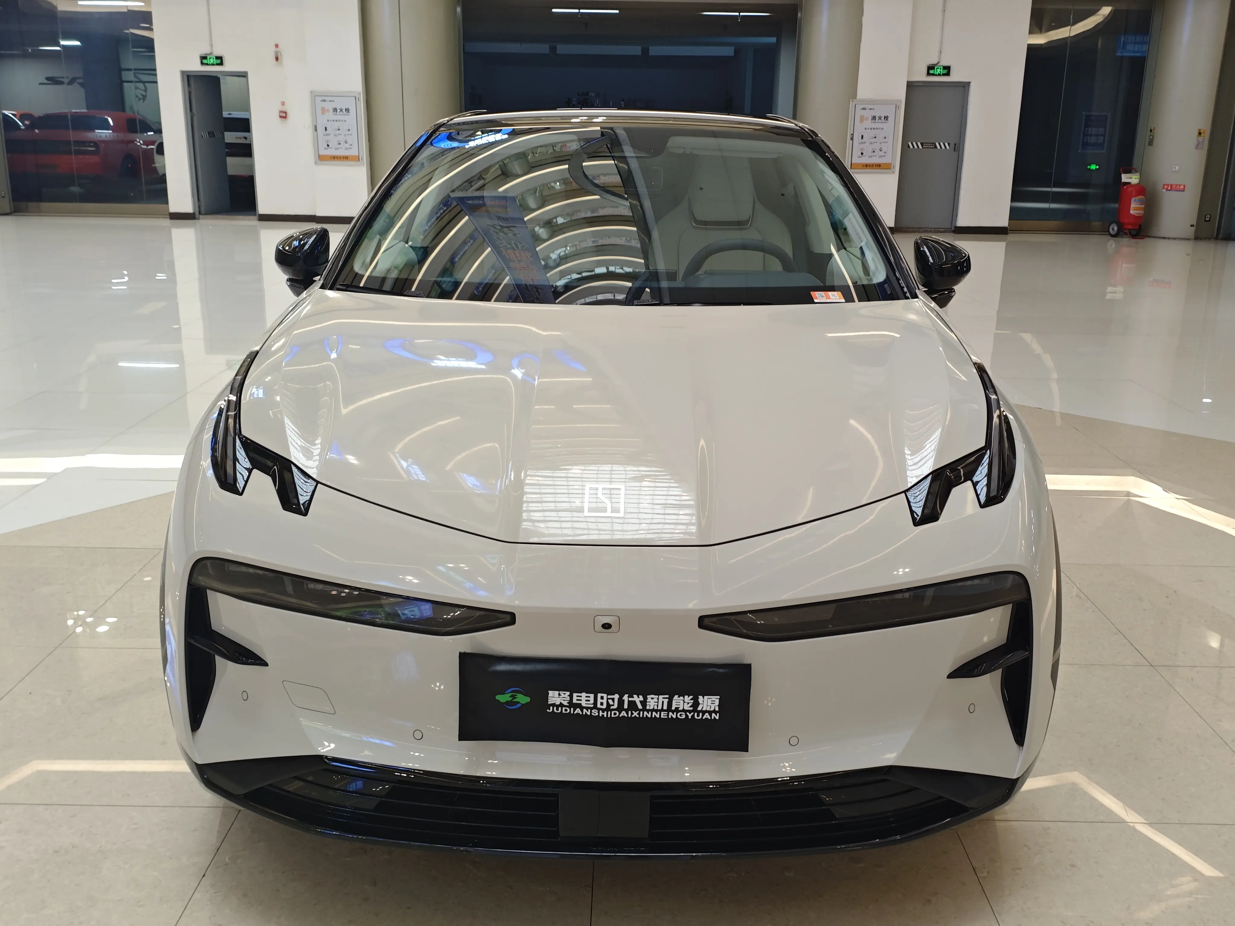 ZEEKR X  из Китая