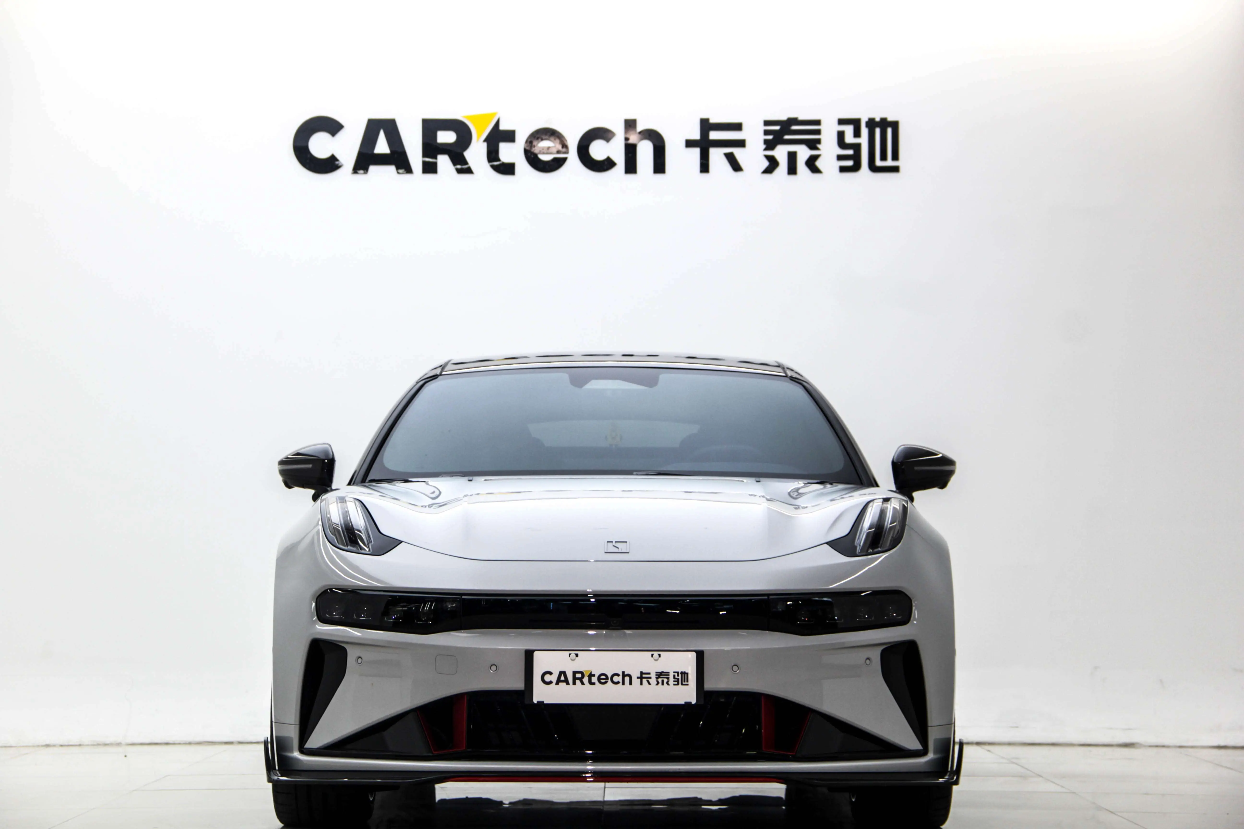 ZEEKR 001 FR  из Китая