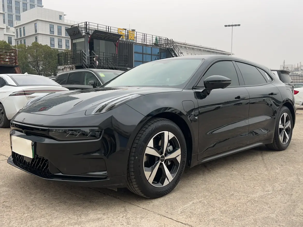 ZEEKR 001  из Китая