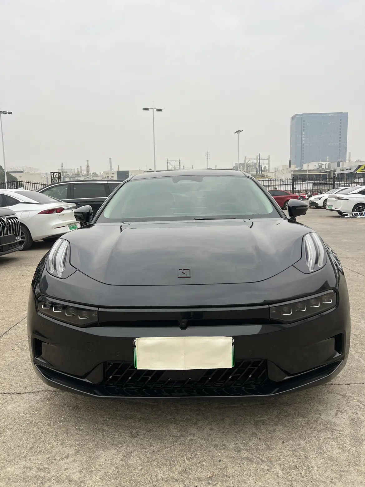 ZEEKR 001  из Китая