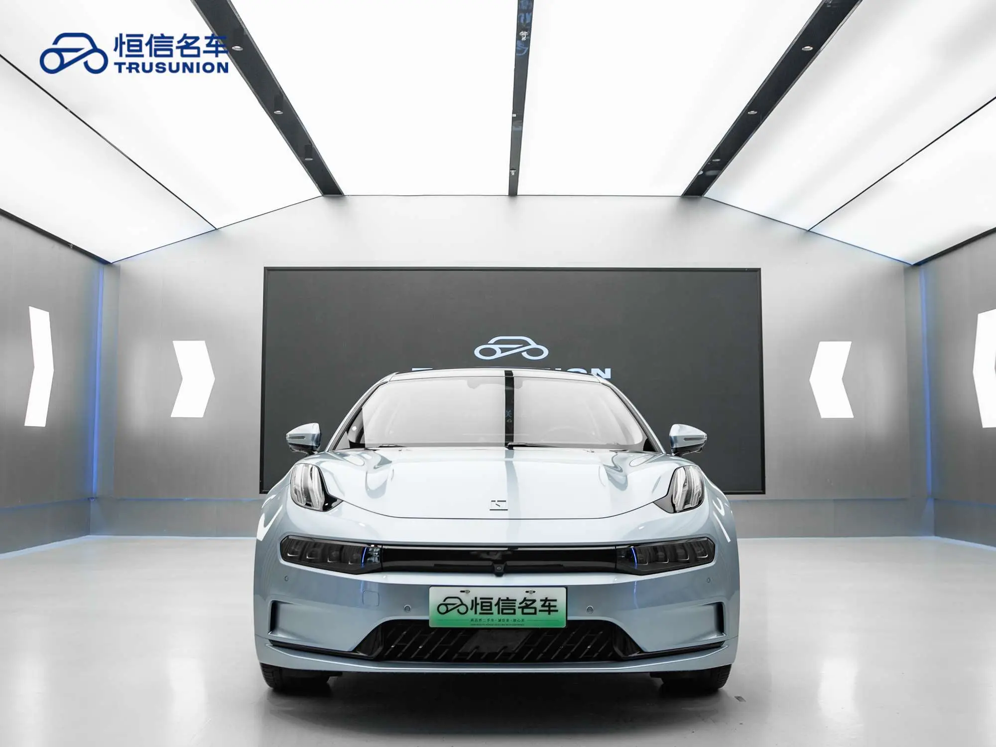 ZEEKR 001  из Китая