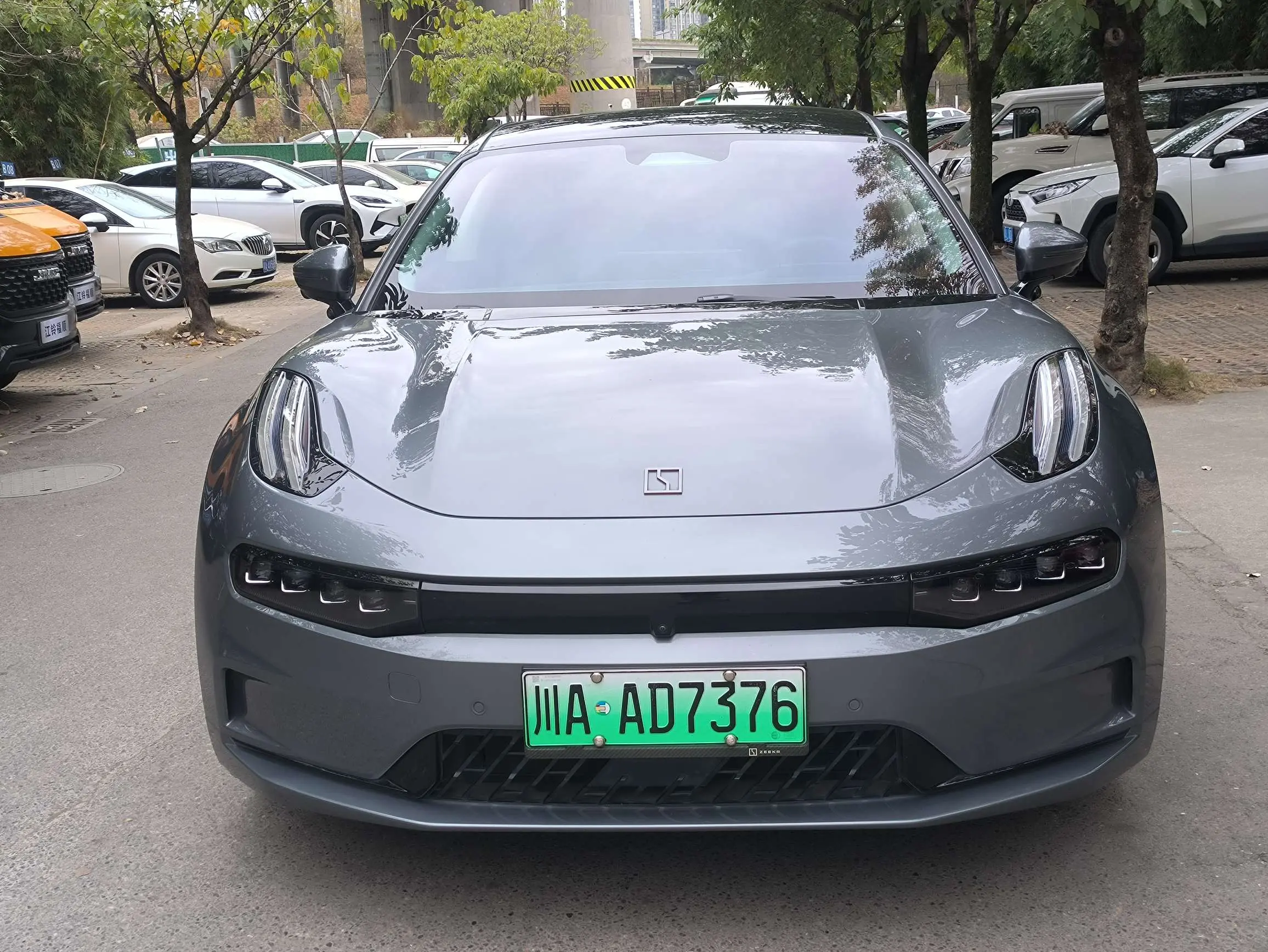 ZEEKR 001  из Китая