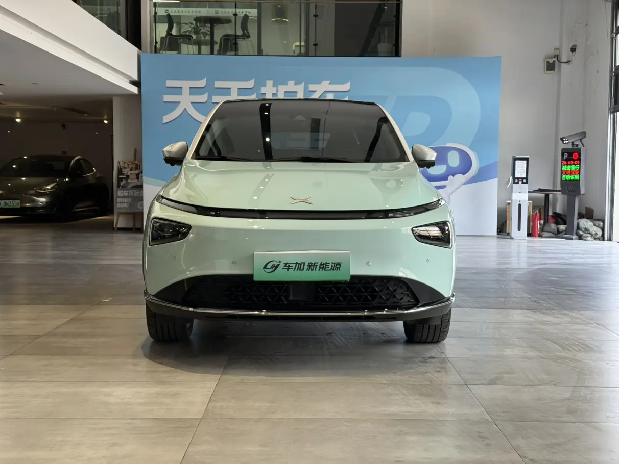 Xpeng G3  из Китая