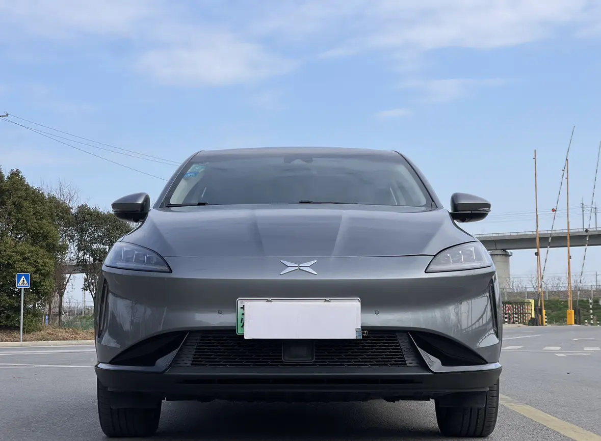 Xpeng G3  из Китая